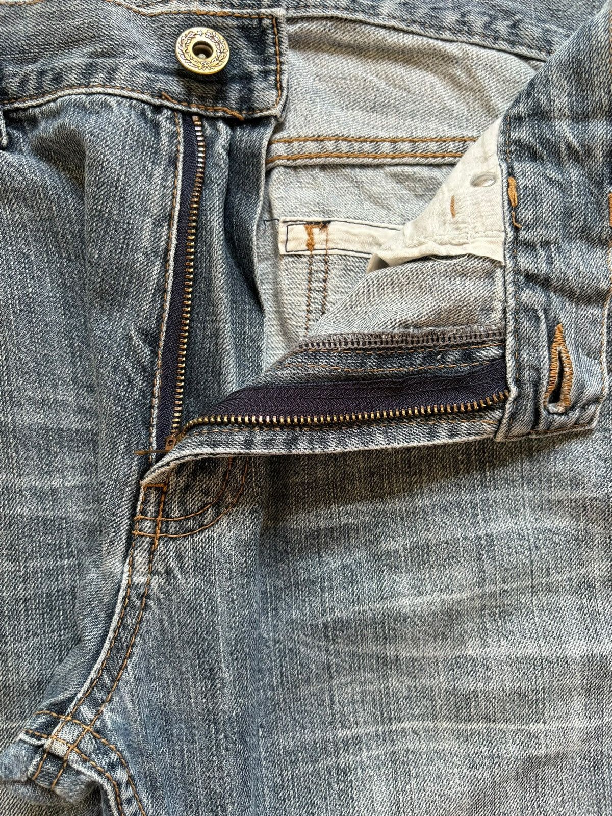 Japanese Brand Vintage Japanese Brand Mud Wash Distress Rip Jeans Size US 32 / EU 48 - 9 Thumbnail