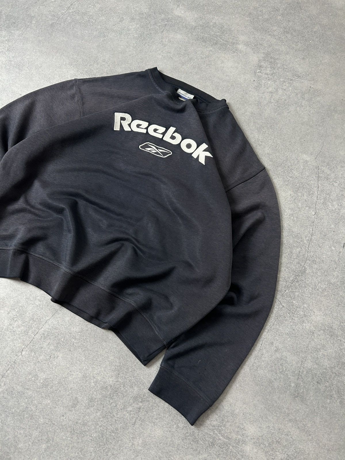 Reebok Vintage Reebok trashed faded sweatshirt big logo Size US M / EU 48-50 / 2 - 2 Thumbnail