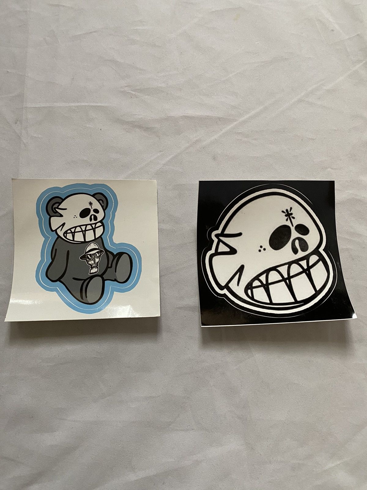 RVCA × The Seventh Letter Toomer TLOK TKO graffiti sticker set Retna seventh letter Size ONE SIZE - 3 Thumbnail