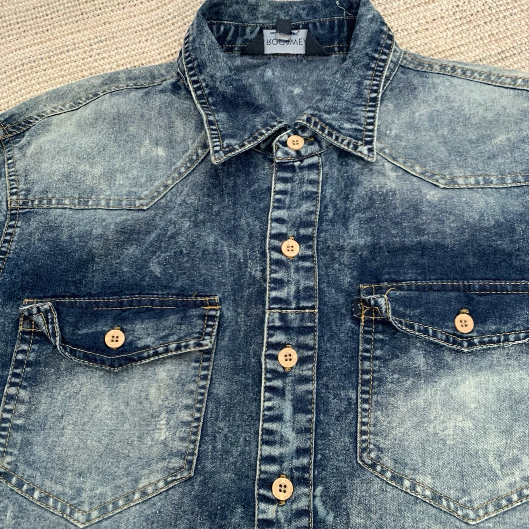 Rocawear Rocawear Shirt Mens XL Blue Acid Wash Denim Button Up Grunge 90s Vintage Y2K Cotton Polyester Size US XL / EU 56 / 4 - 3 Thumbnail