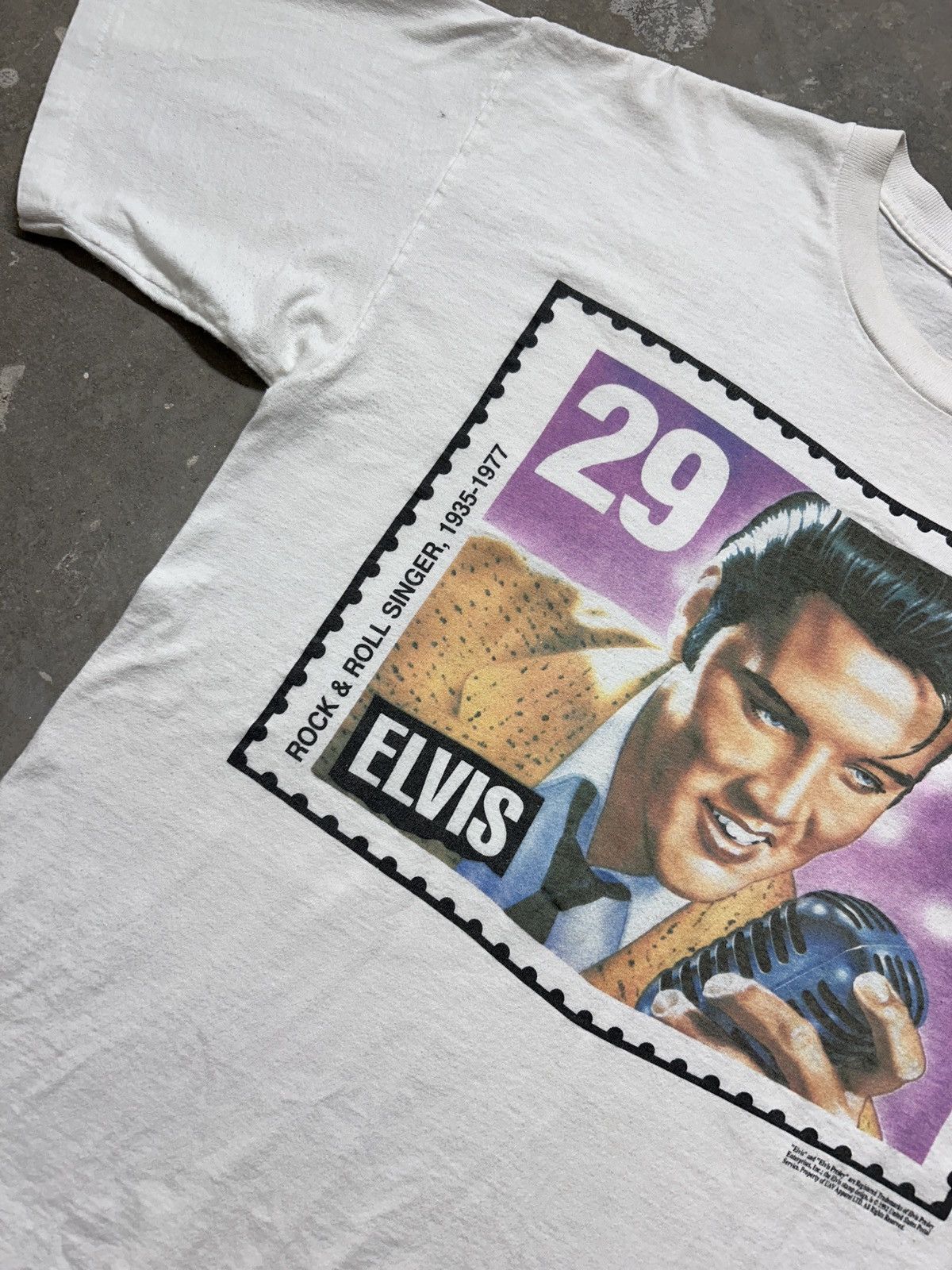 Vintage Vintage 90’s Elvis Stamp Graphic T-Shirt Size US XL / EU 56 / 4 - 3 Thumbnail