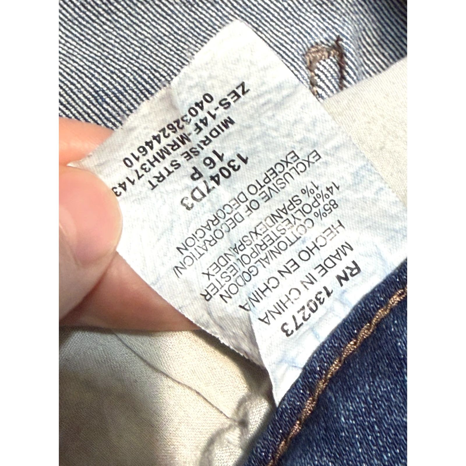 Lee Riders by Lee Jeans Women's 16 Petite Blue Denim Straight Leg Pockets 5-Pocket Design Jeans Size 38" / US 16 / IT 52 - 6 Thumbnail