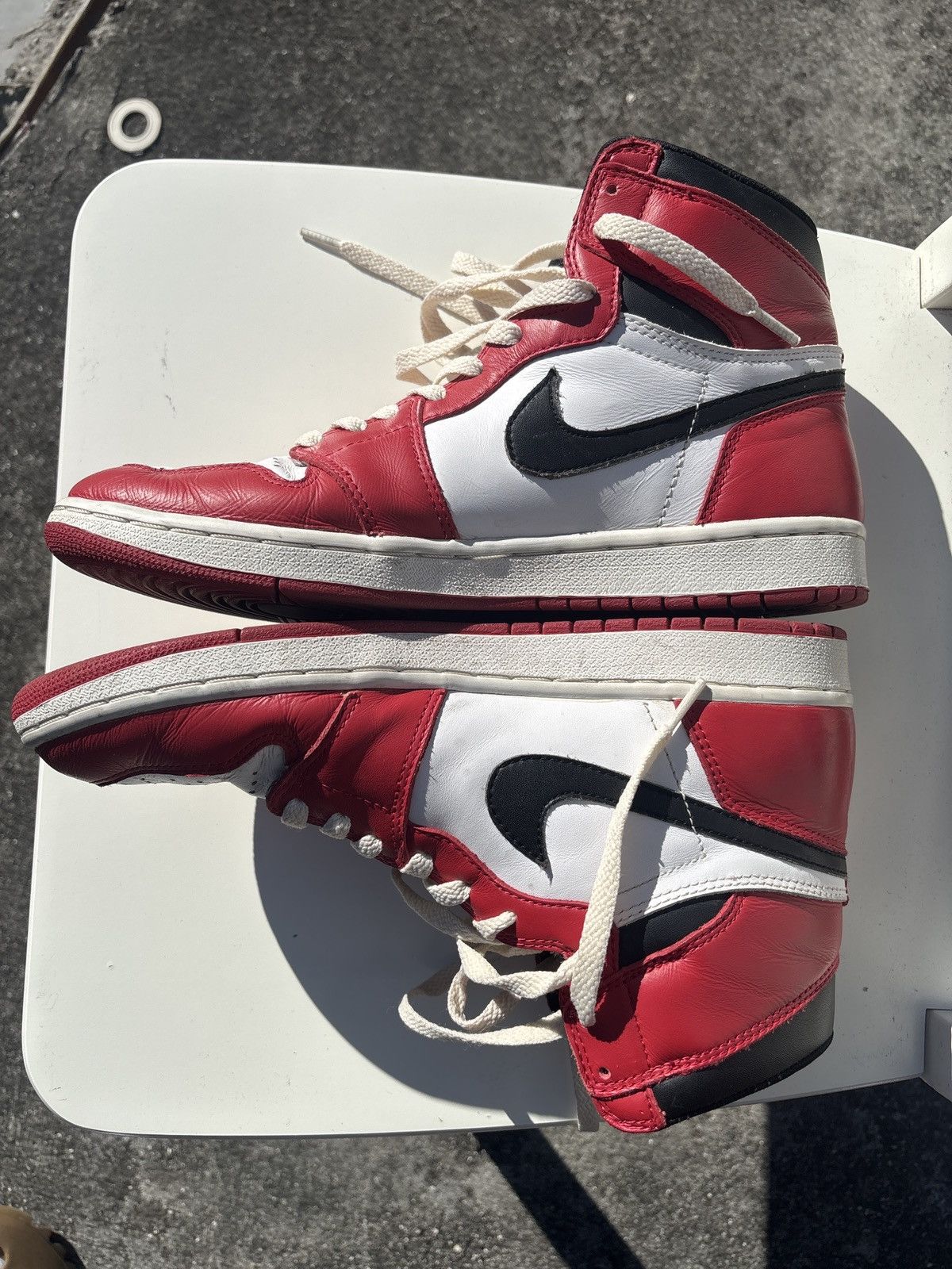 Jordan Brand 1994 Air Jordan 1 “Chicago” Size US 11 / EU 44 - 1 Thumbnail