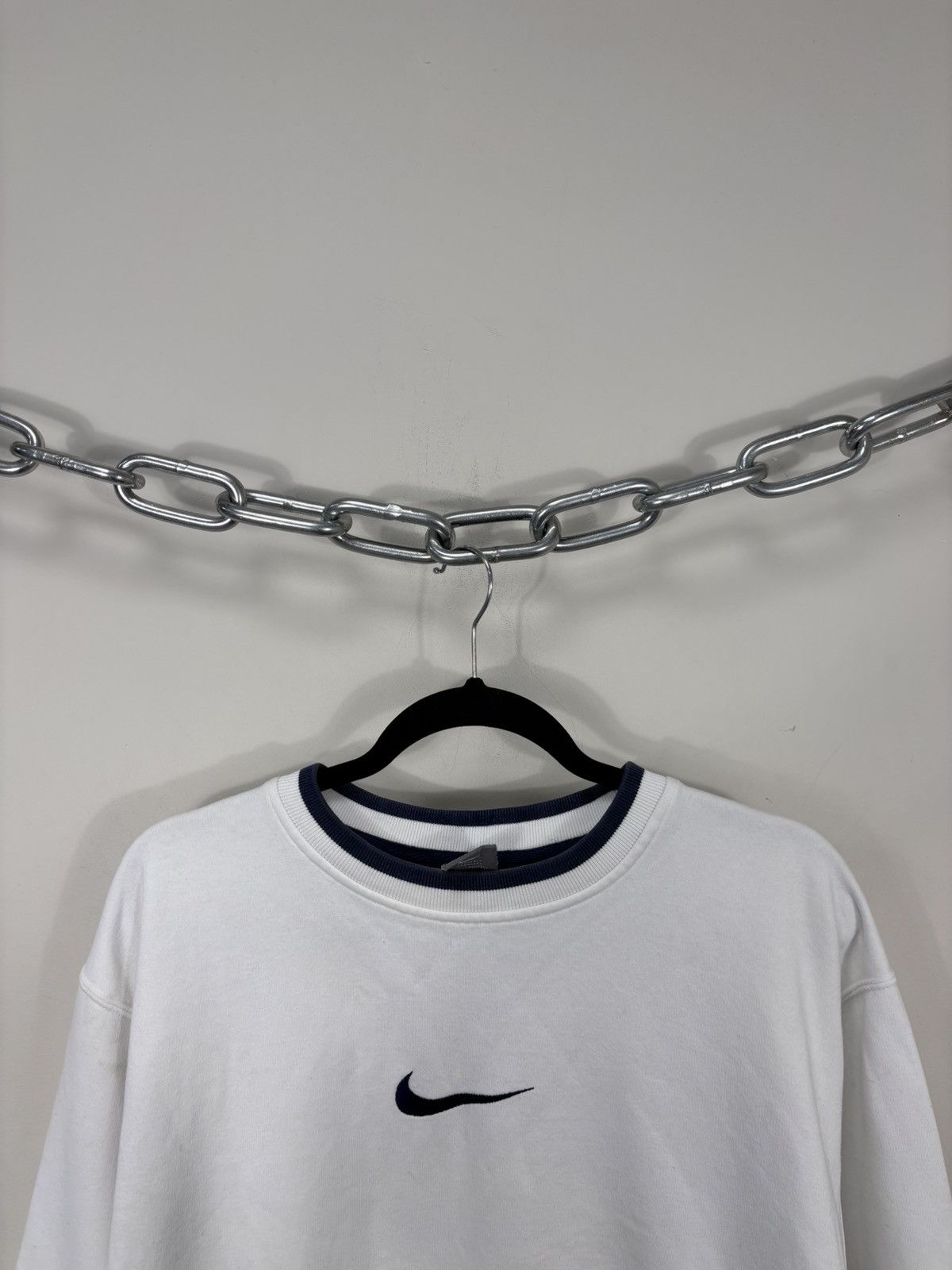 Nike Vintage Nike Big Center Embroidered Swoosh White Sweatshirt Size US XL / EU 56 / 4 - 3 Thumbnail