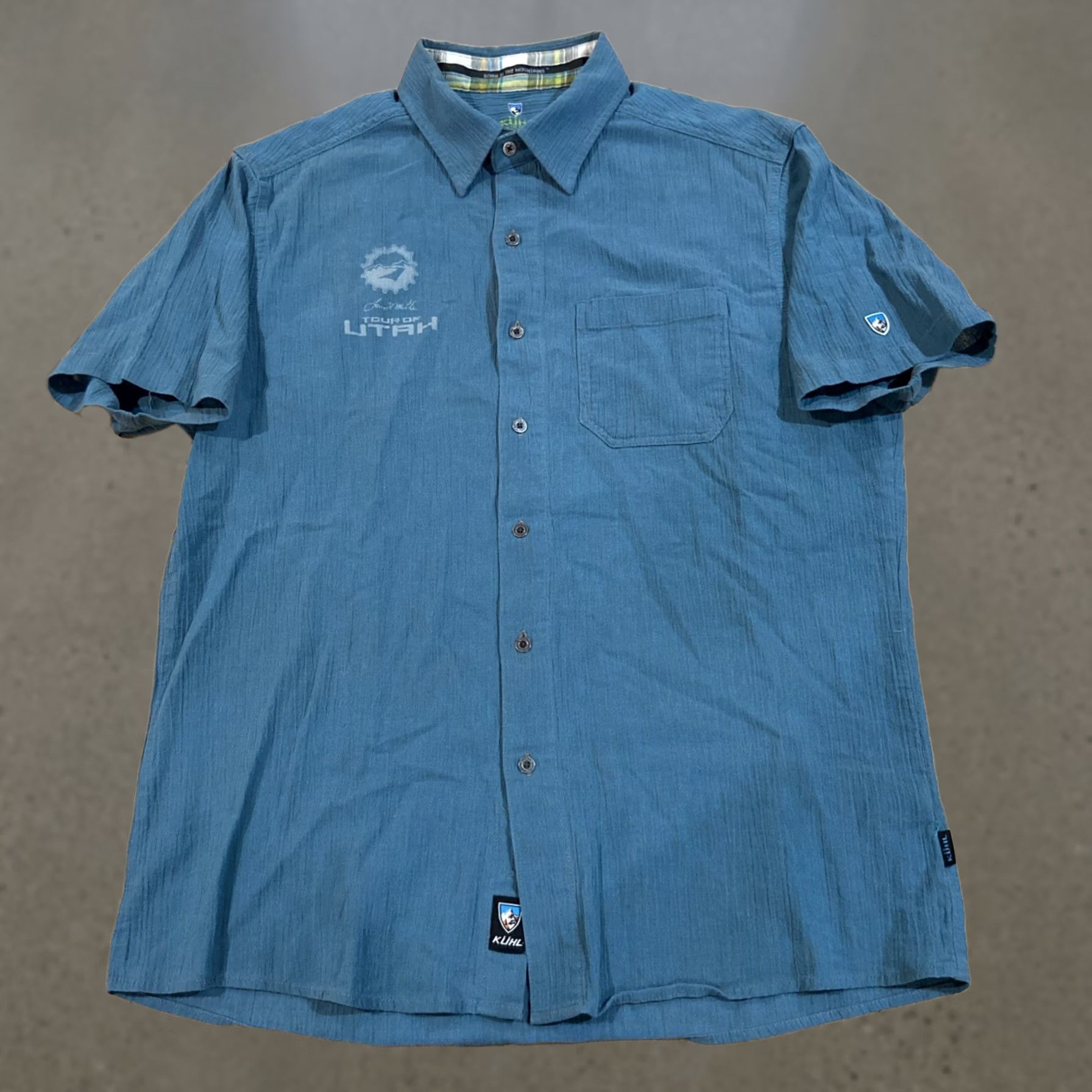 Vintage Kuhl Button-Up Shirt Tour of Utah Embroidery EUC Blue L Mens Short Sleeve Pocketed Regular Fit Button-Up Shirt Size US L / EU 52-54 / 3 - 1 Thumbnail