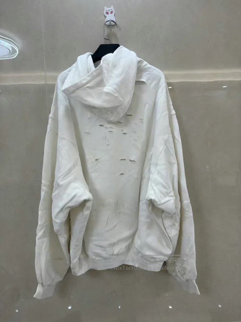 Balenciaga Balenciaga Distressed Letter Hoodie Size US S / EU 44-46 / 1 - 2 Thumbnail