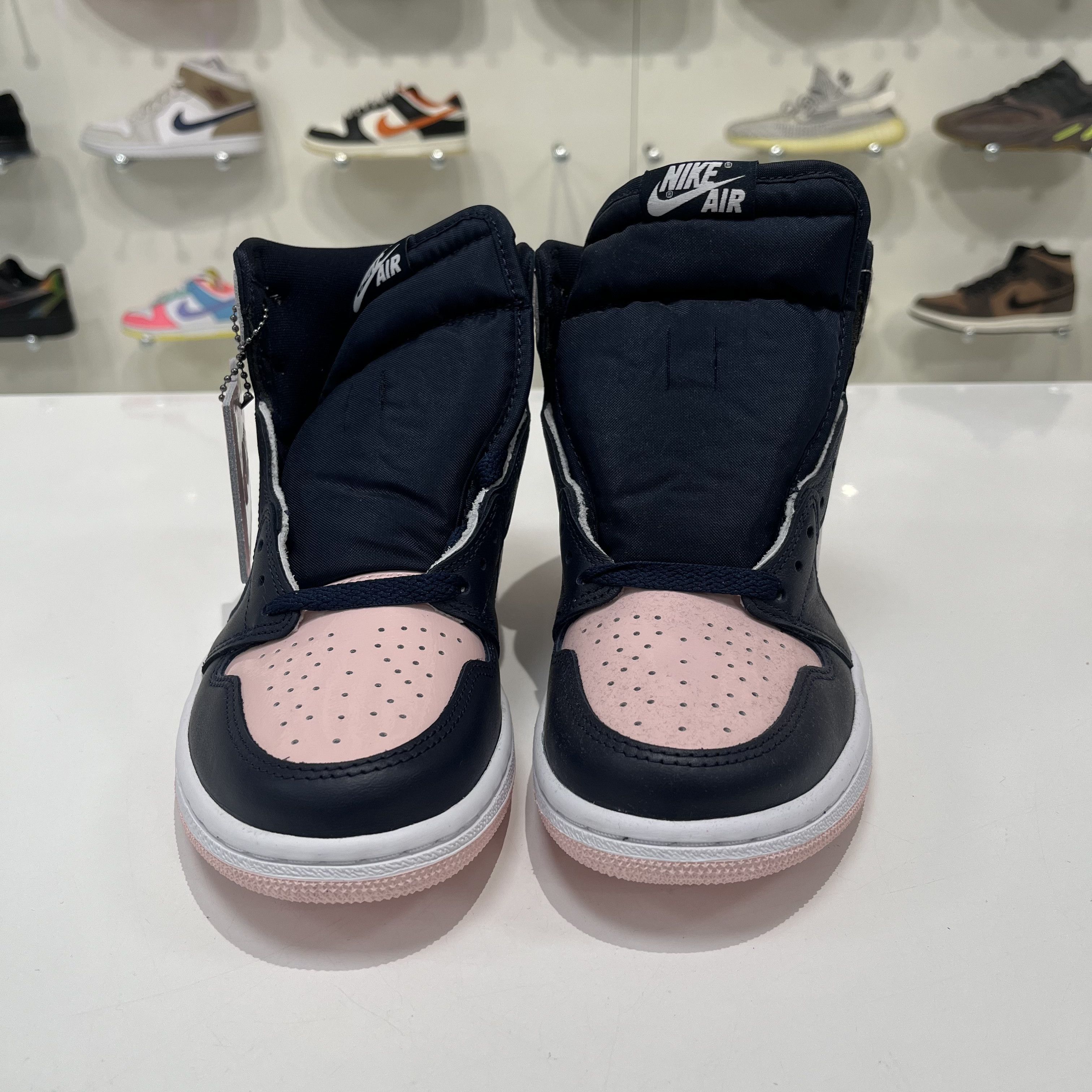 Nike Air Jordan1 Retro High OG Atmosphere (W) Size US 6.5 / IT 36.5 - 5 Thumbnail