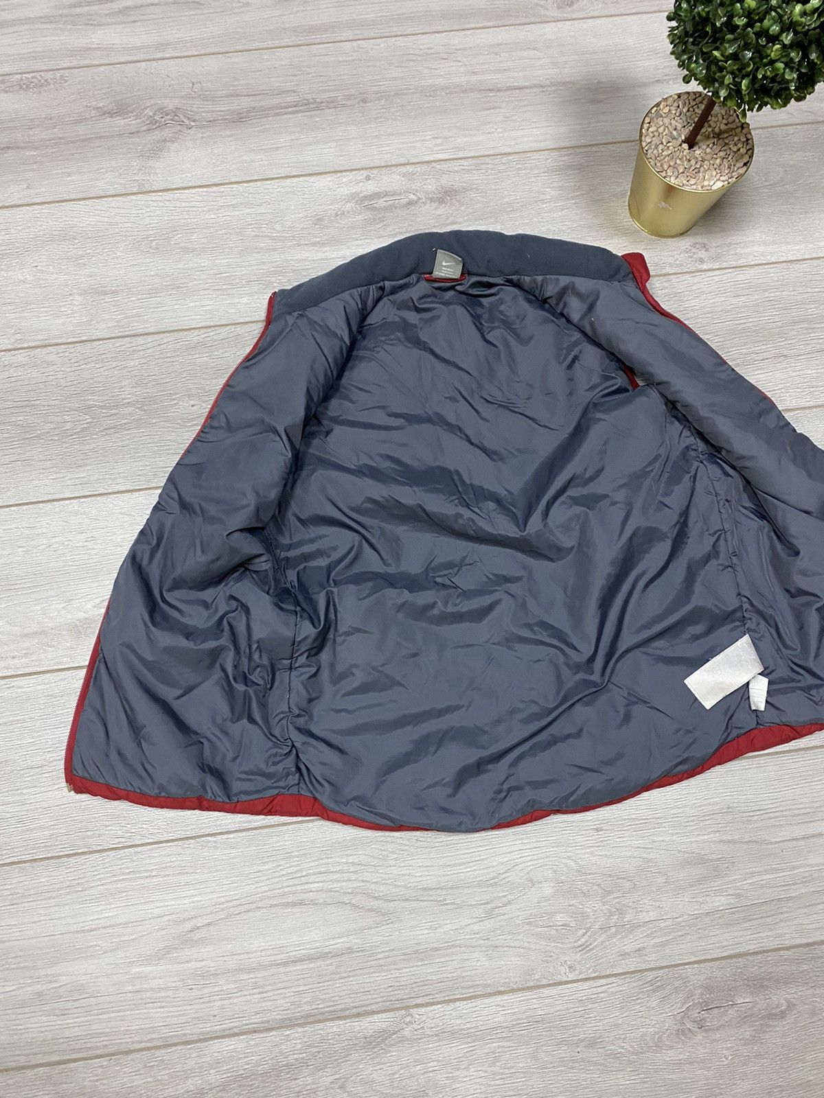 Nike Nike vintage big logo puffer vest zip Size US M / EU 48-50 / 2 - 6 Thumbnail