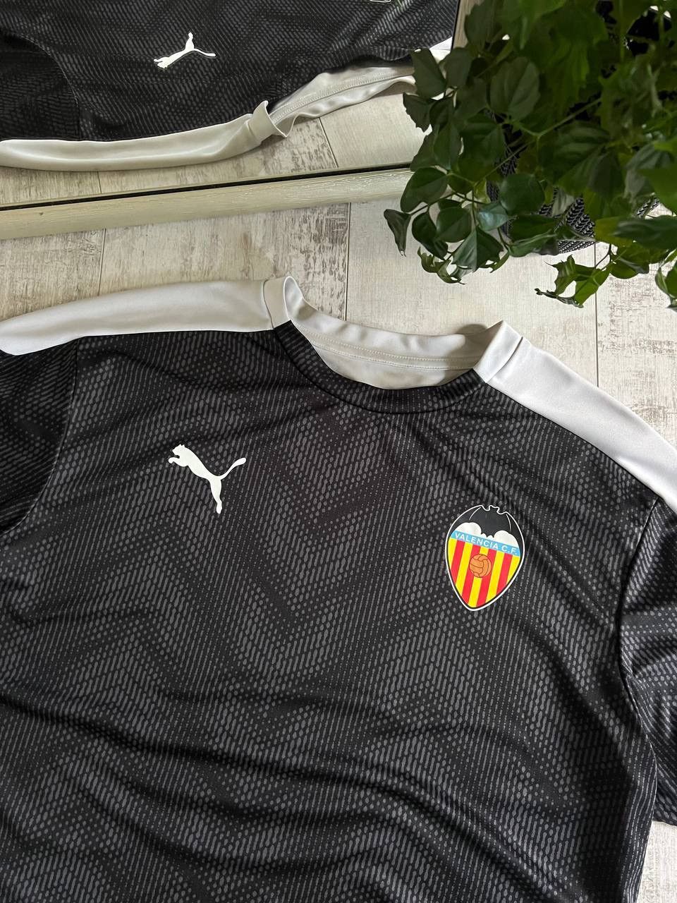 Puma Puma Valencia C.F. Training Kit Football Shirt Jersey RARE Size US XL / EU 56 / 4 - 3 Thumbnail