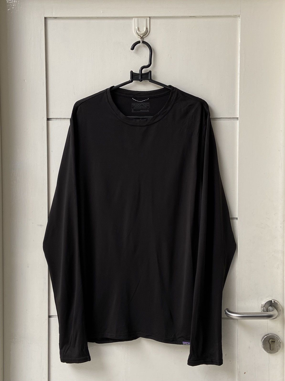Patagonia PATAGONIA Black Long Sleeve T-shirt Size US S / EU 44-46 / 1 - 1 Thumbnail