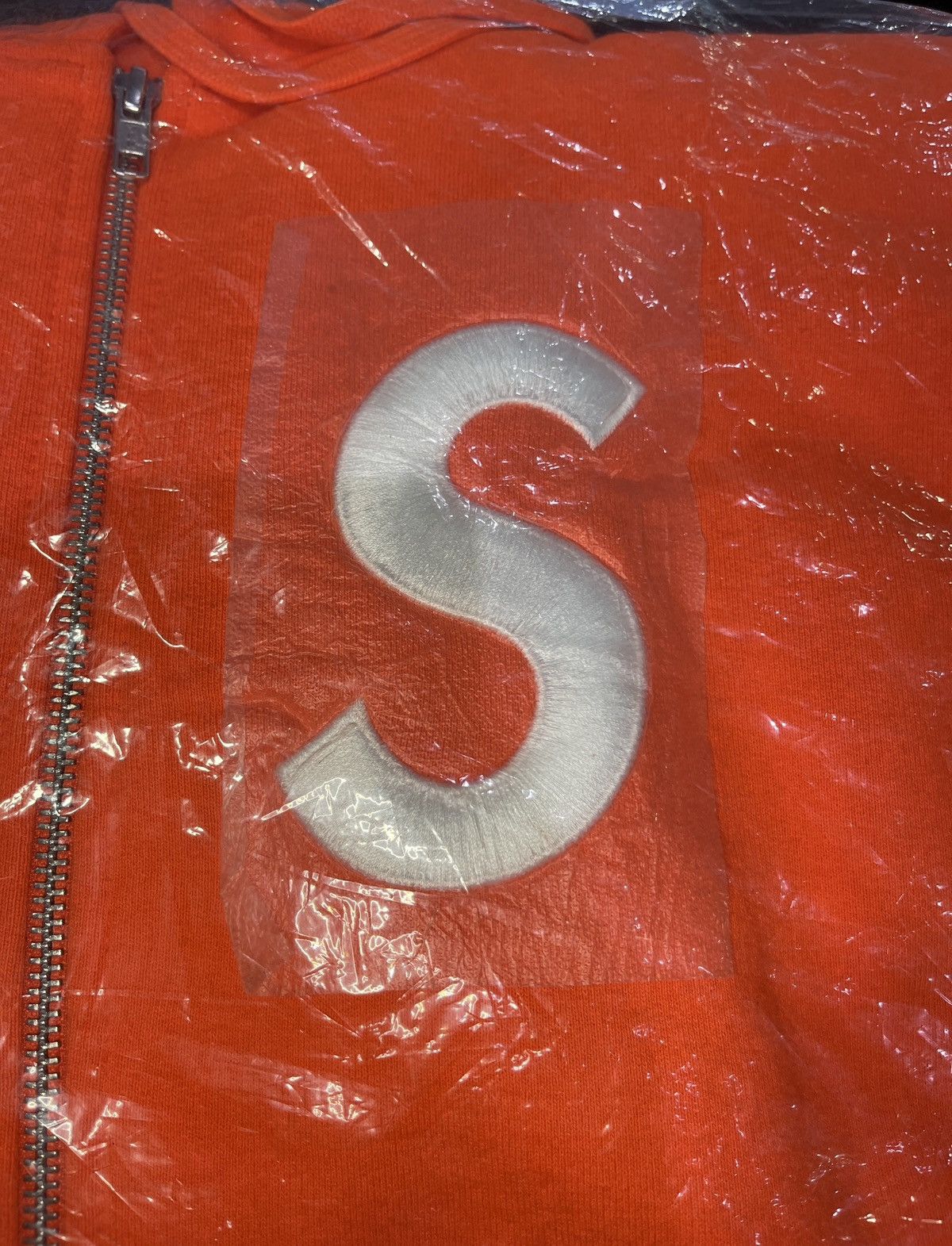 Supreme Supreme S Logo Zip Up Hooded Sweatshirt 'Bright Orange Size US S / EU 44-46 / 1 - 3 Thumbnail