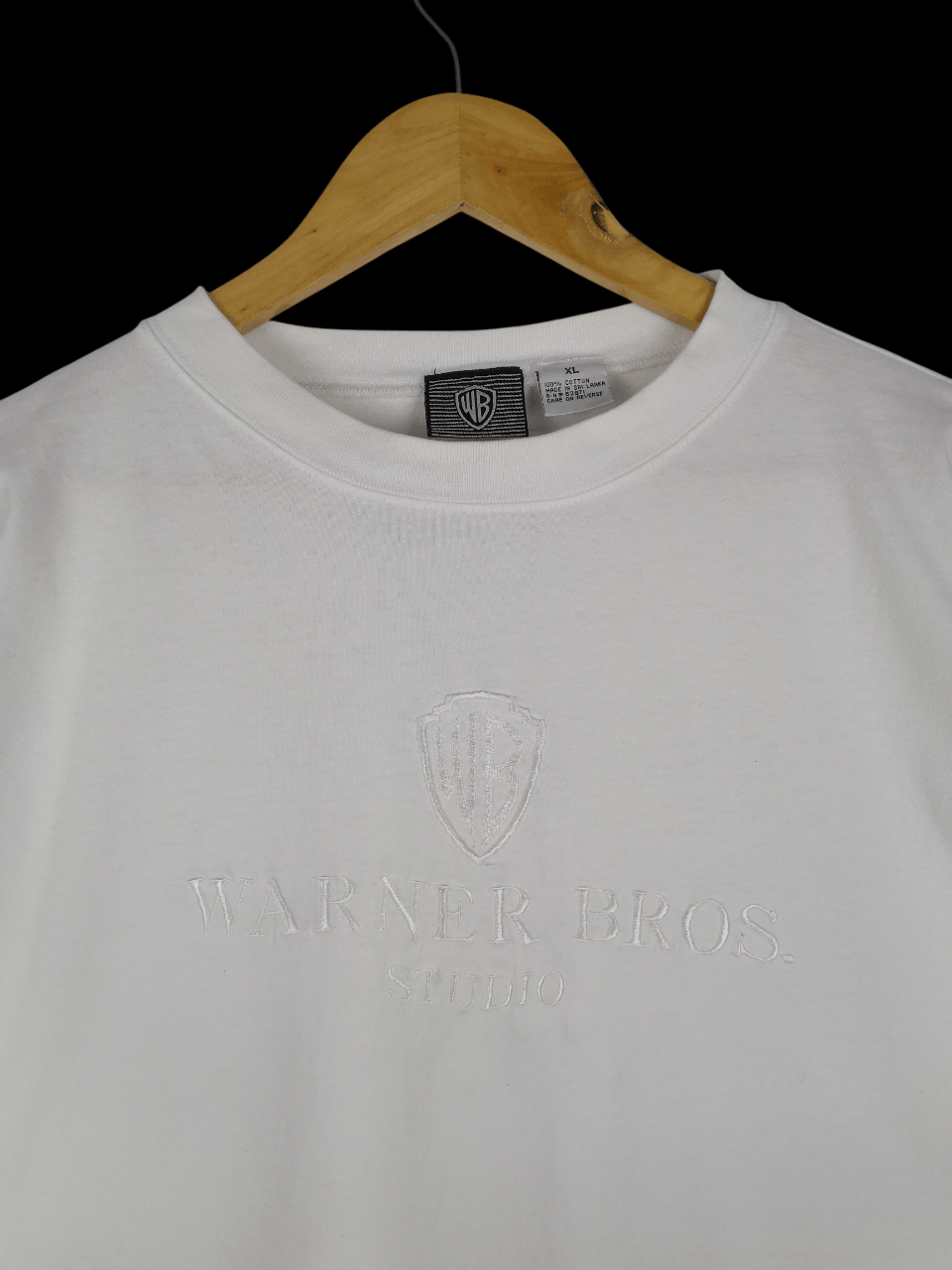 Vintage 90s Warner Bros Studio T-Shirt Spellout Embroidery