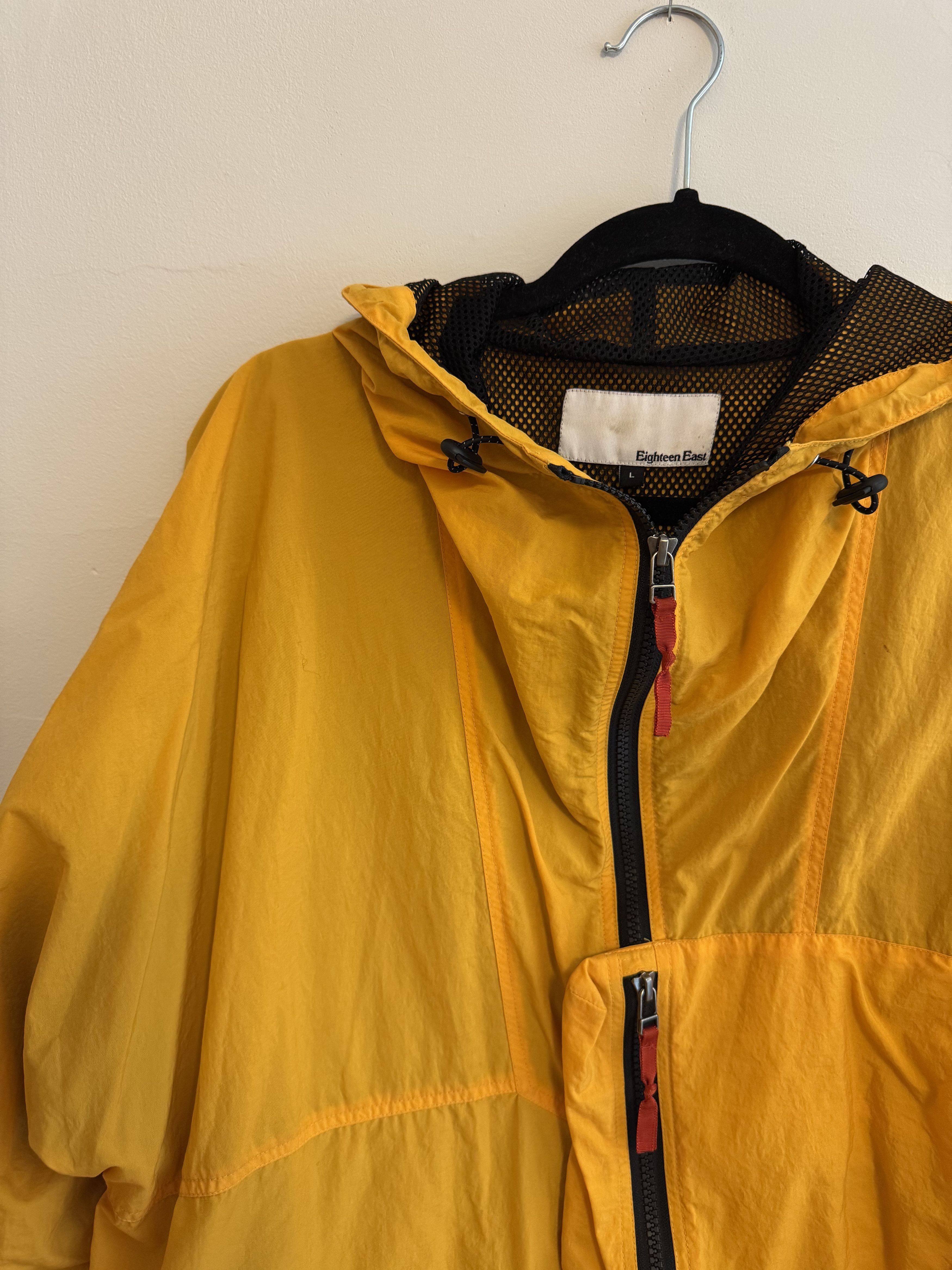 18 East HELLY HOODED SHELL - MANGO NYLON TASLAN Size US L / EU 52-54 / 3 - 2 Thumbnail