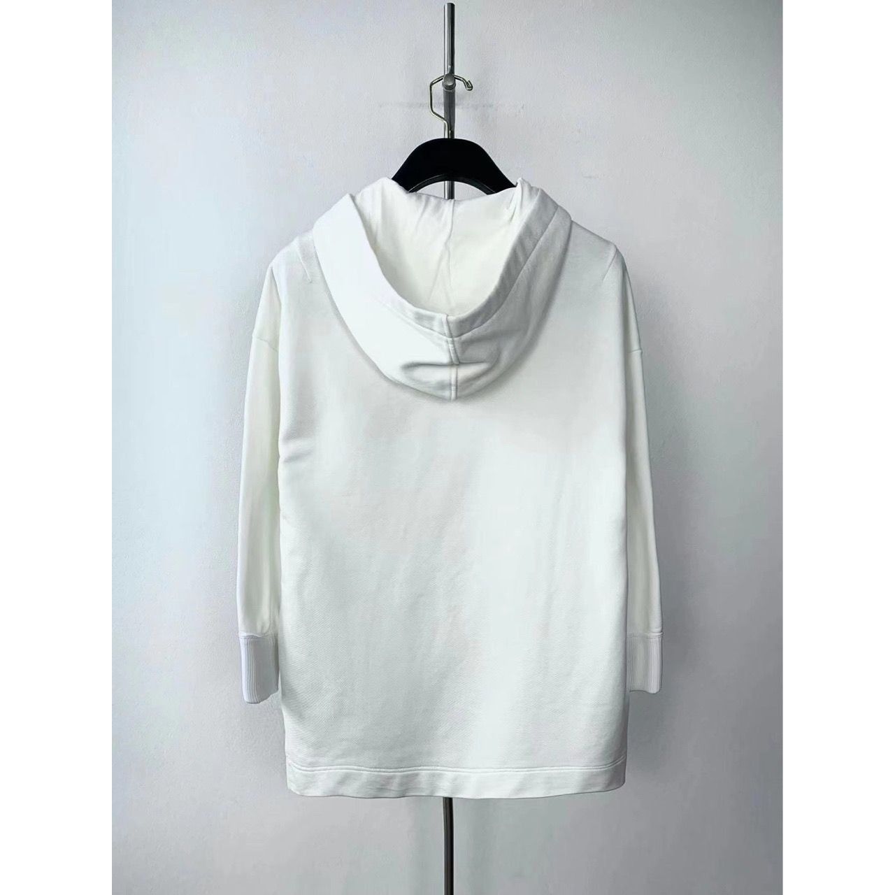 Fendi Fendi Womens White Embroidered Logo Hoodie Sweatshirt Cotton Size XS / US 0-2 / IT 36-38 - 2 Thumbnail