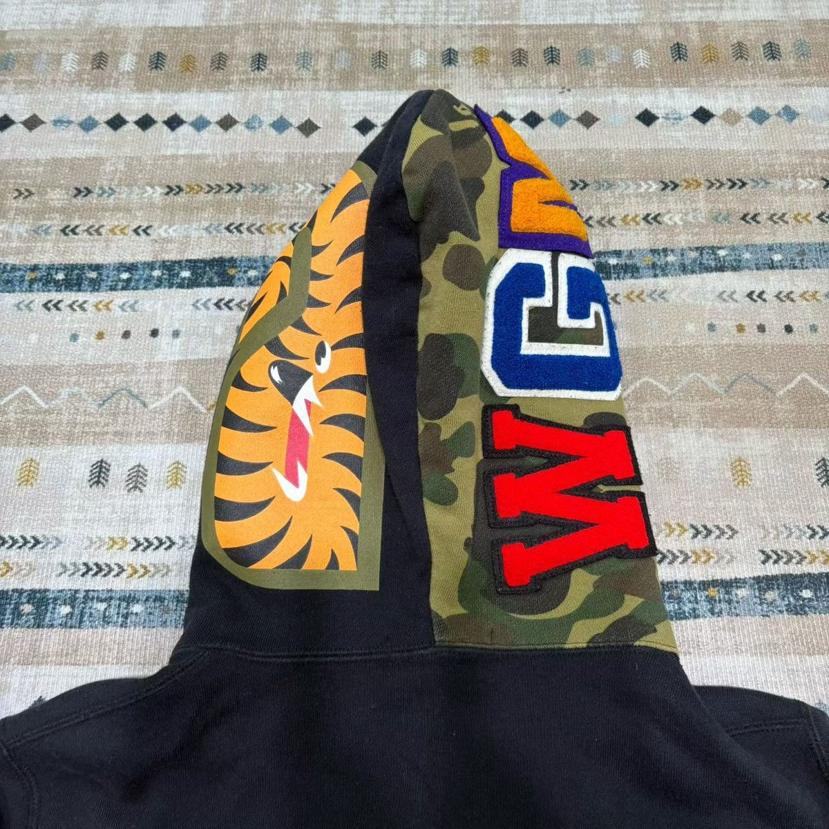 Bape 1ST CAMO SHARK FULL ZIP HOODIE Size US M / EU 48-50 / 2 - 8 Thumbnail