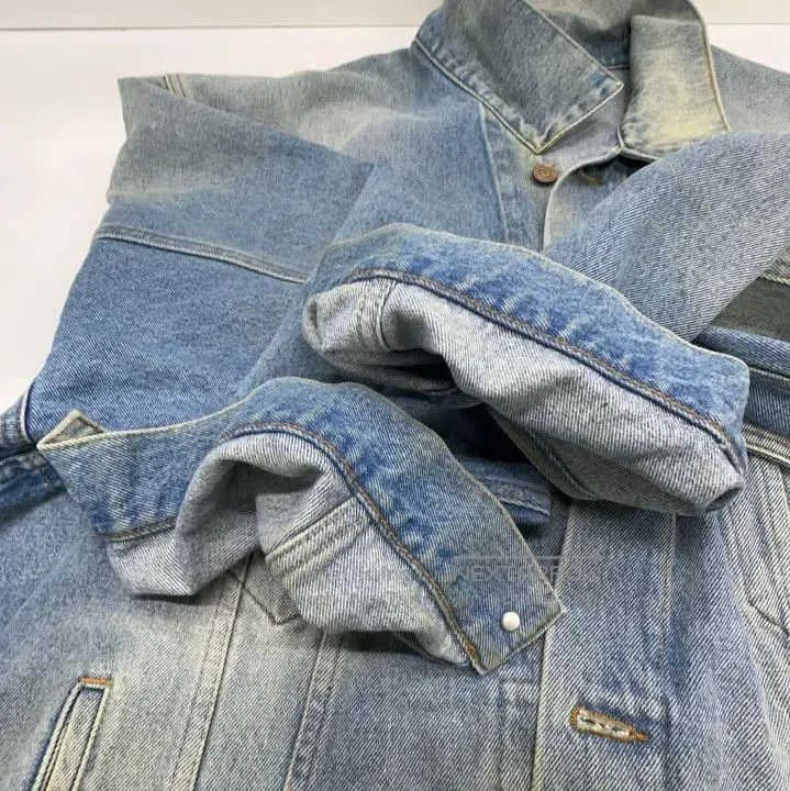Balenciaga Balenciaga Classic Logo Embroidered Denim Jacket. Size US L / EU 52-54 / 3 - 5 Thumbnail