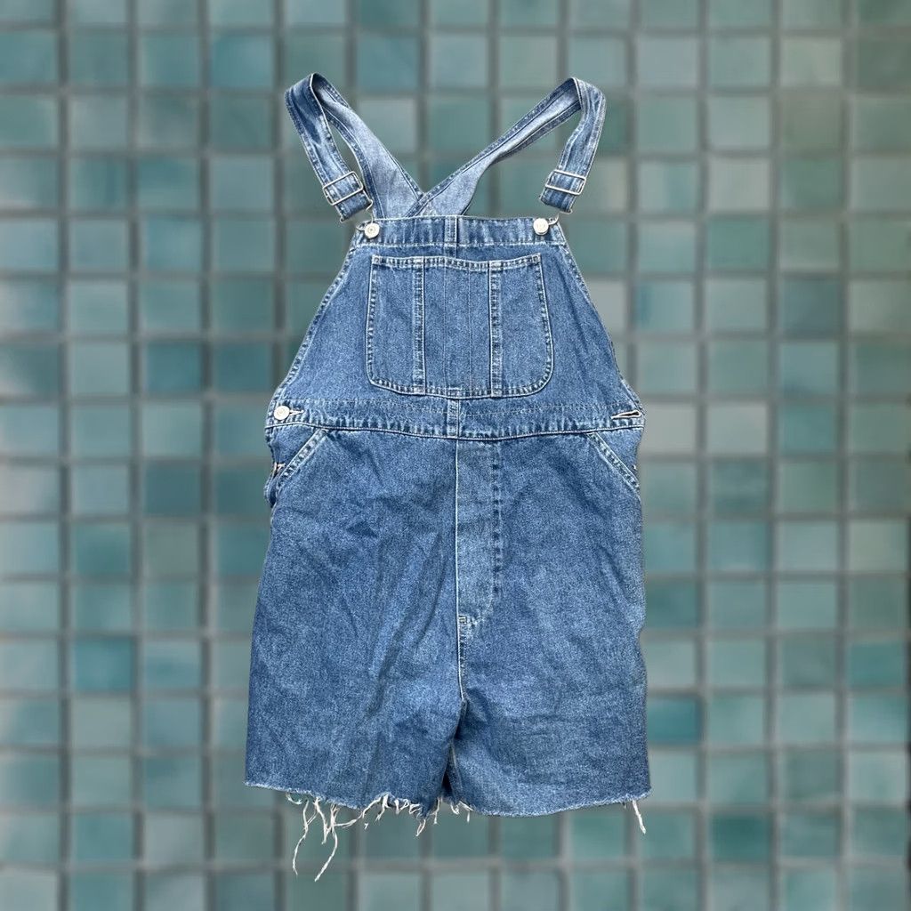 Gap Gap Overalls Womens Extra Small Blue Denim Shortalls Bibs Shorts Medium Wash Casual Workwear City Preppy Womens Shortalls Bagable? Size 26" / US 2 / IT 38 - 1 Thumbnail