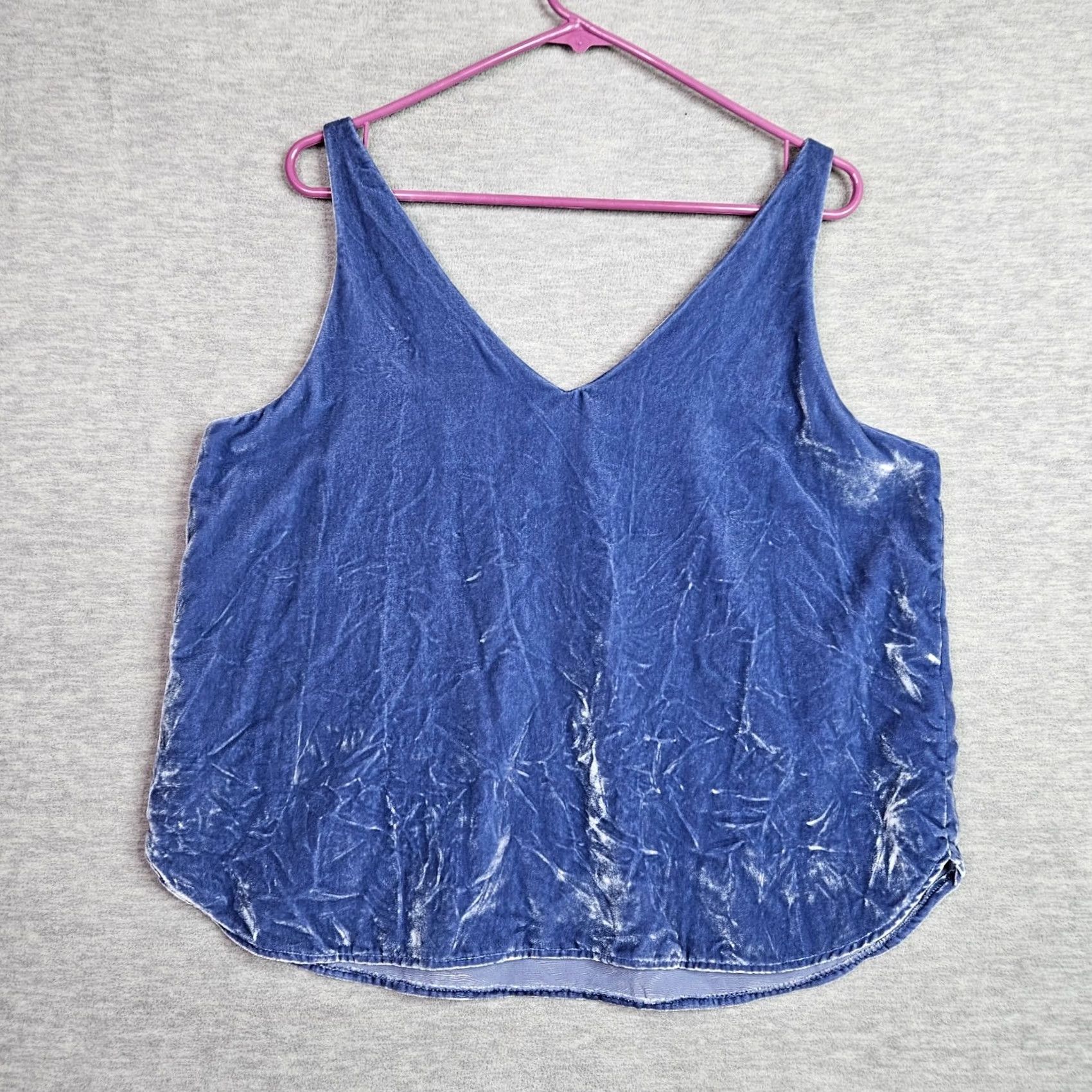 Ann Taylor Loft Ann Taylor Women's Blue Velvet V-Neck Tank Top PL Petite NEW Velvet Tank Top with Nylon-Viscose Blend Blue Size L / US 10 / IT 46 - 2 Thumbnail