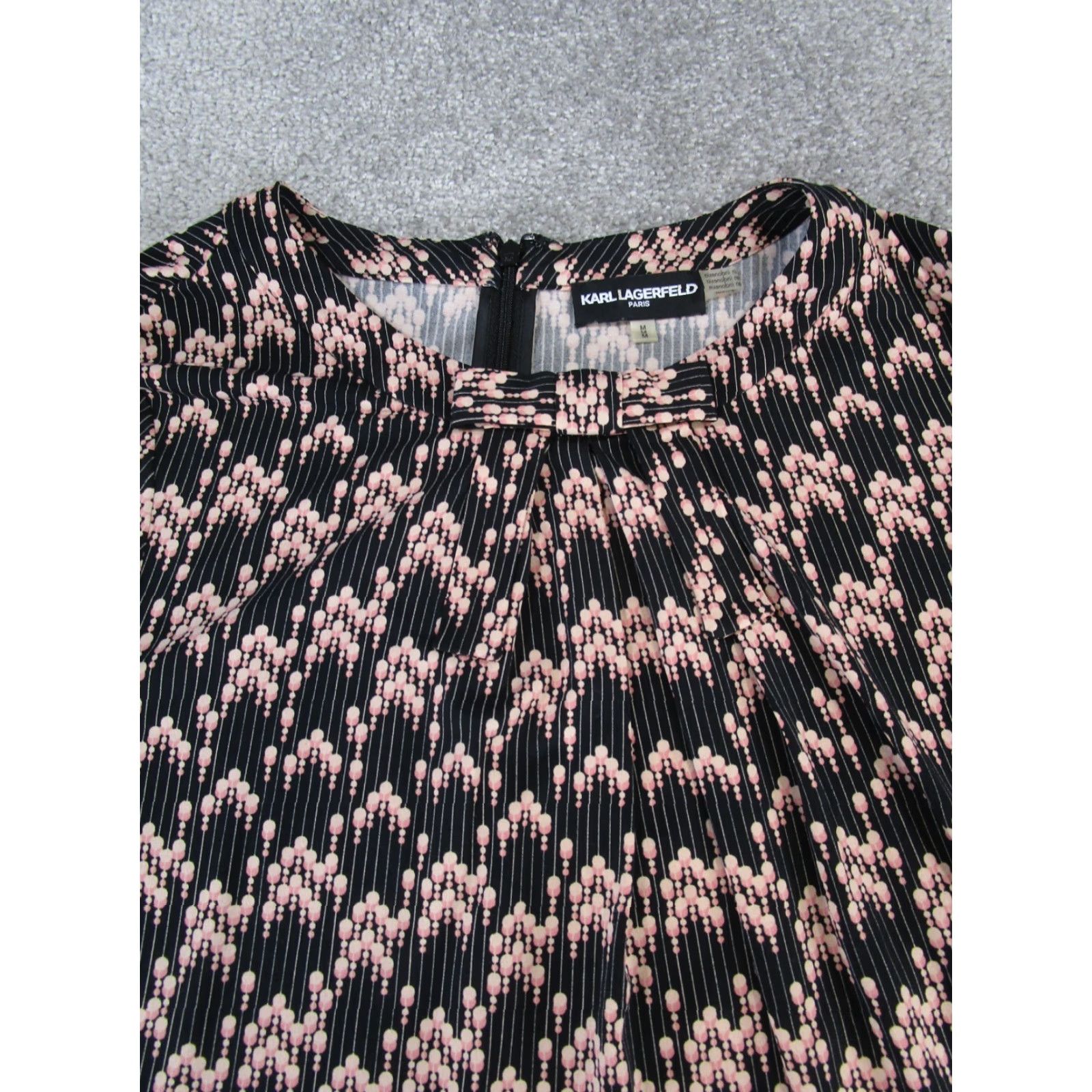 Karl Lagerfeld Karl Lagerfeld Shirt Womens Medium Black Pink Geometric Long Sleeve Round Neck Zip Blouse Size M / US 6-8 / IT 42-44 - 2 Thumbnail
