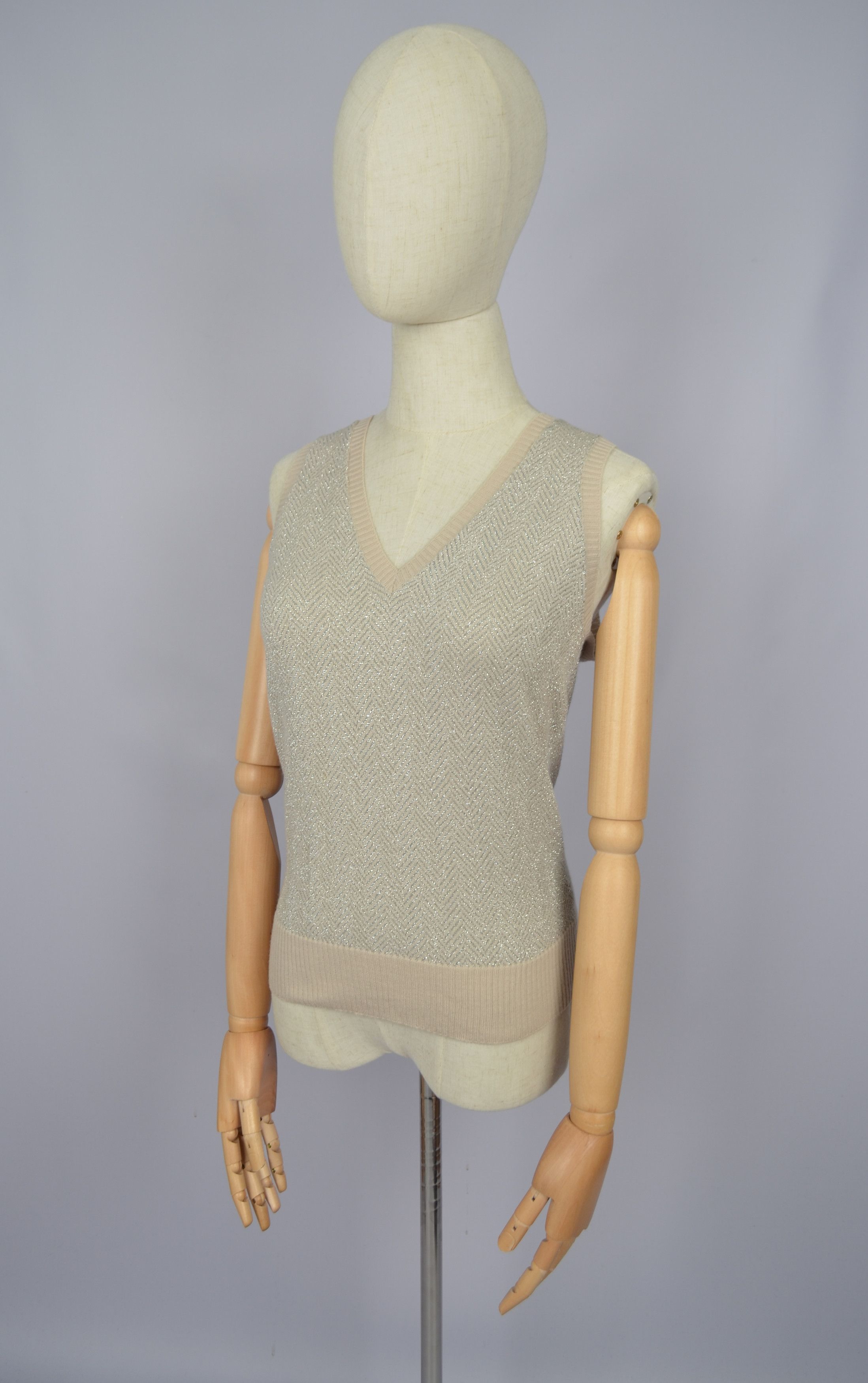 Gucci × Vintage GUCCI Beige & Silver Wool Vest Tank Top Sleeveless RARE Size S / US 4 / IT 40 - 2 Thumbnail