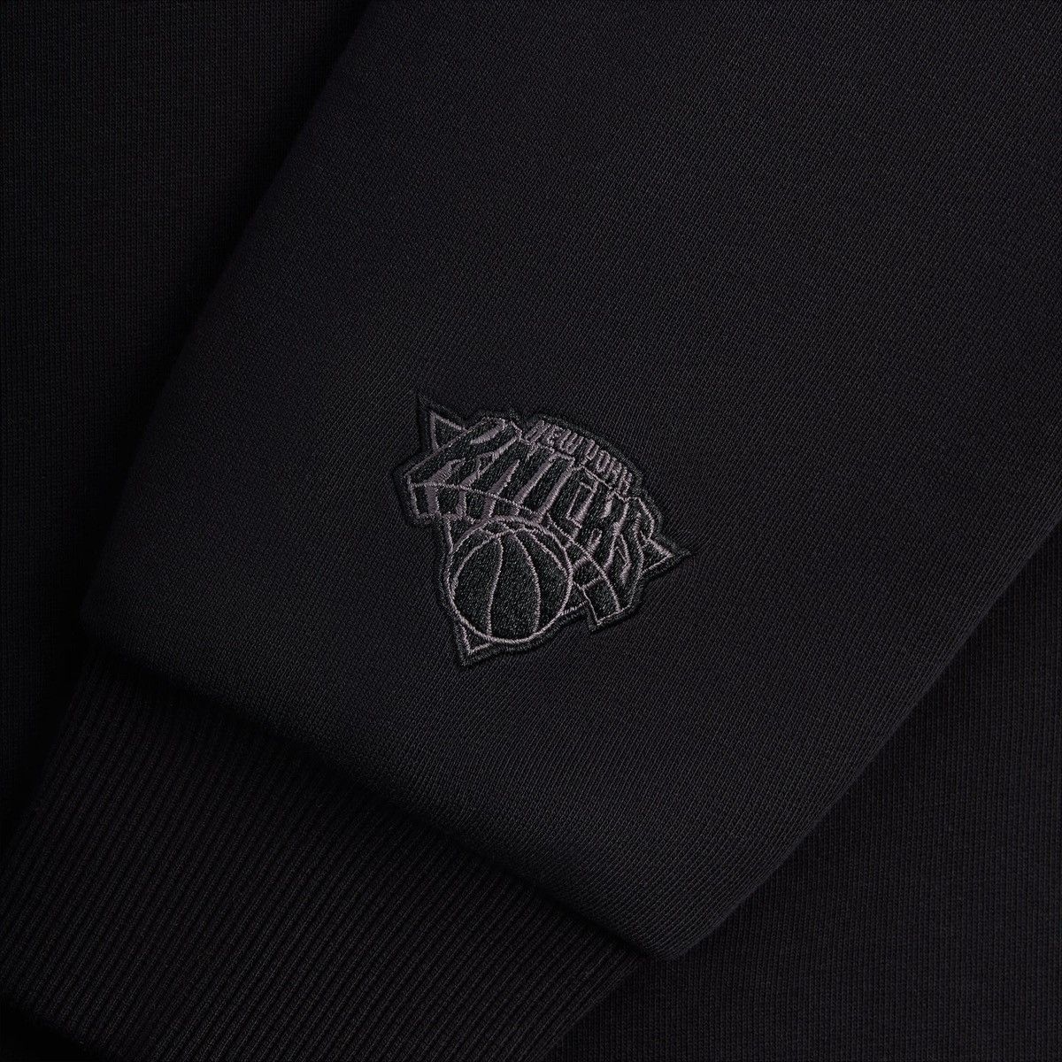 Kith Kith for NY Knicks Empire Vintage Nelson Crewneck Size XL Size US XL / EU 56 / 4 - 4 Thumbnail