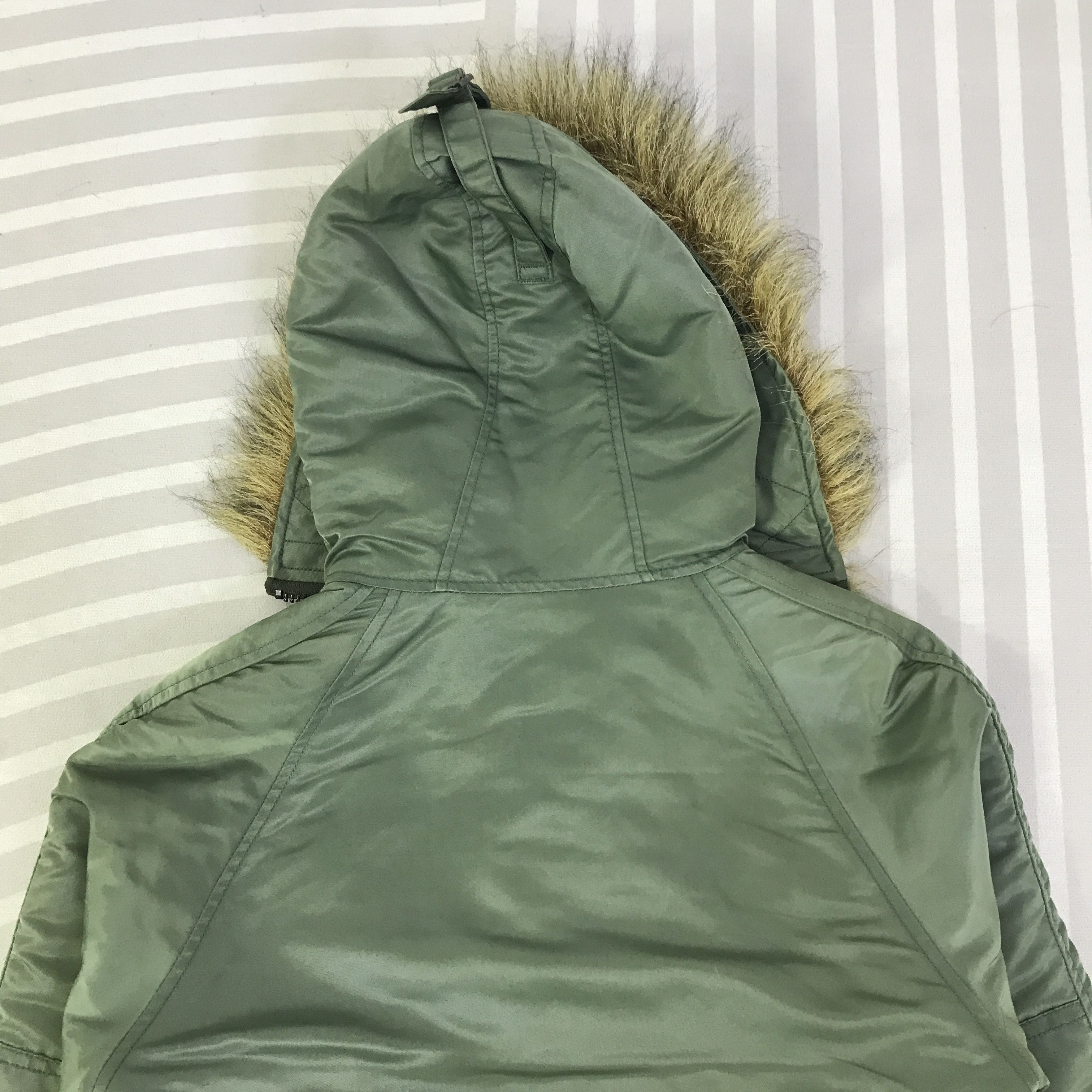 Japanese Brand Vintage RNA Japan Fur hoodie Bomber Jacket K115B15 Size US M / EU 48-50 / 2 - 4 Thumbnail