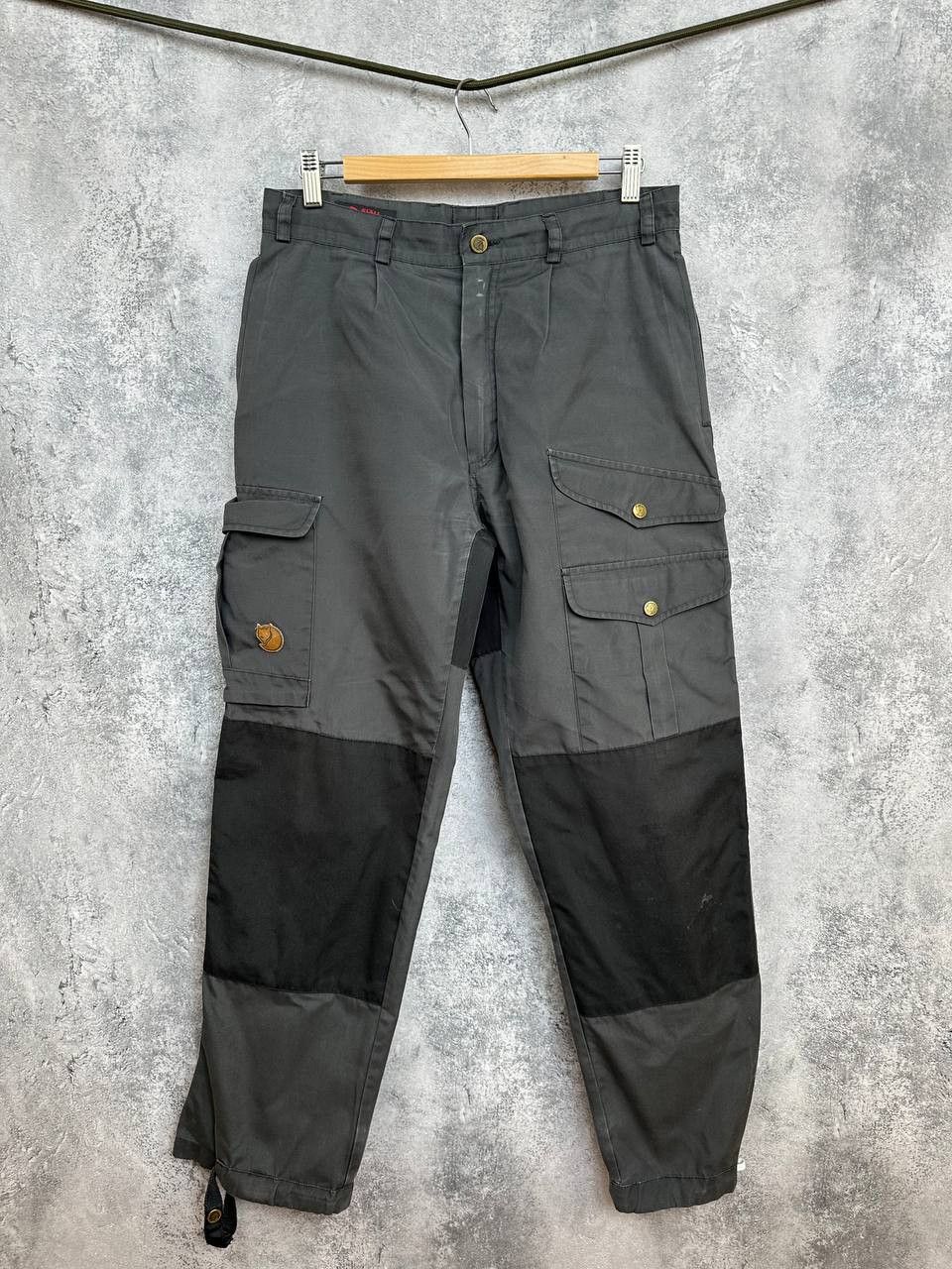 Fjallraven Fjallraven Barents Pro Trousers Double Knee Cargo Pants Size US 30 / EU 46 - 1 Thumbnail