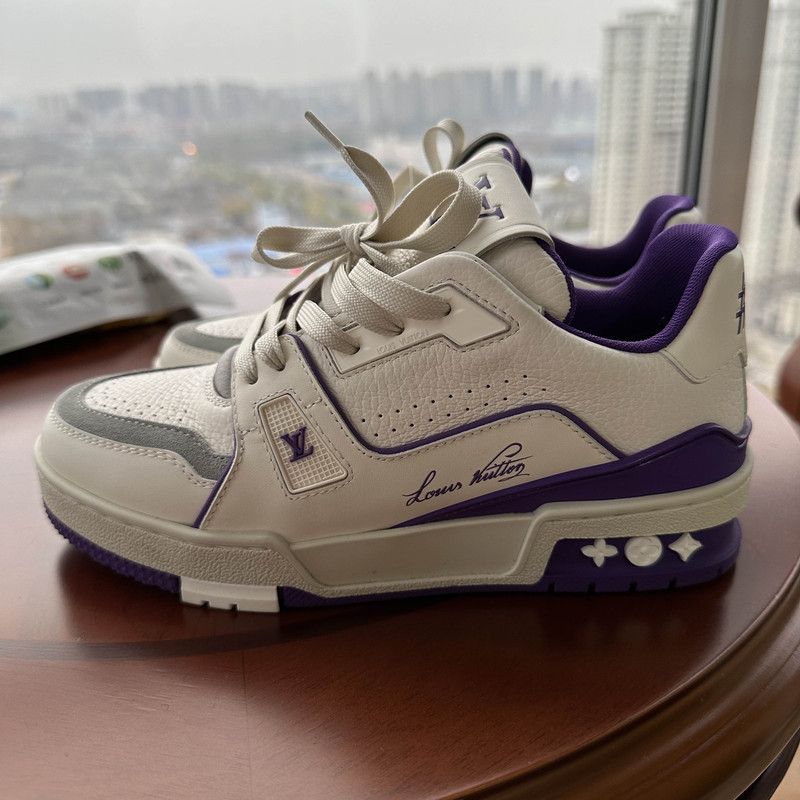 Louis Vuitton Louis Vuitton Classic Trainer Low-Top Sneakers 0079 Size US 5 / IT 35 - 1 Thumbnail
