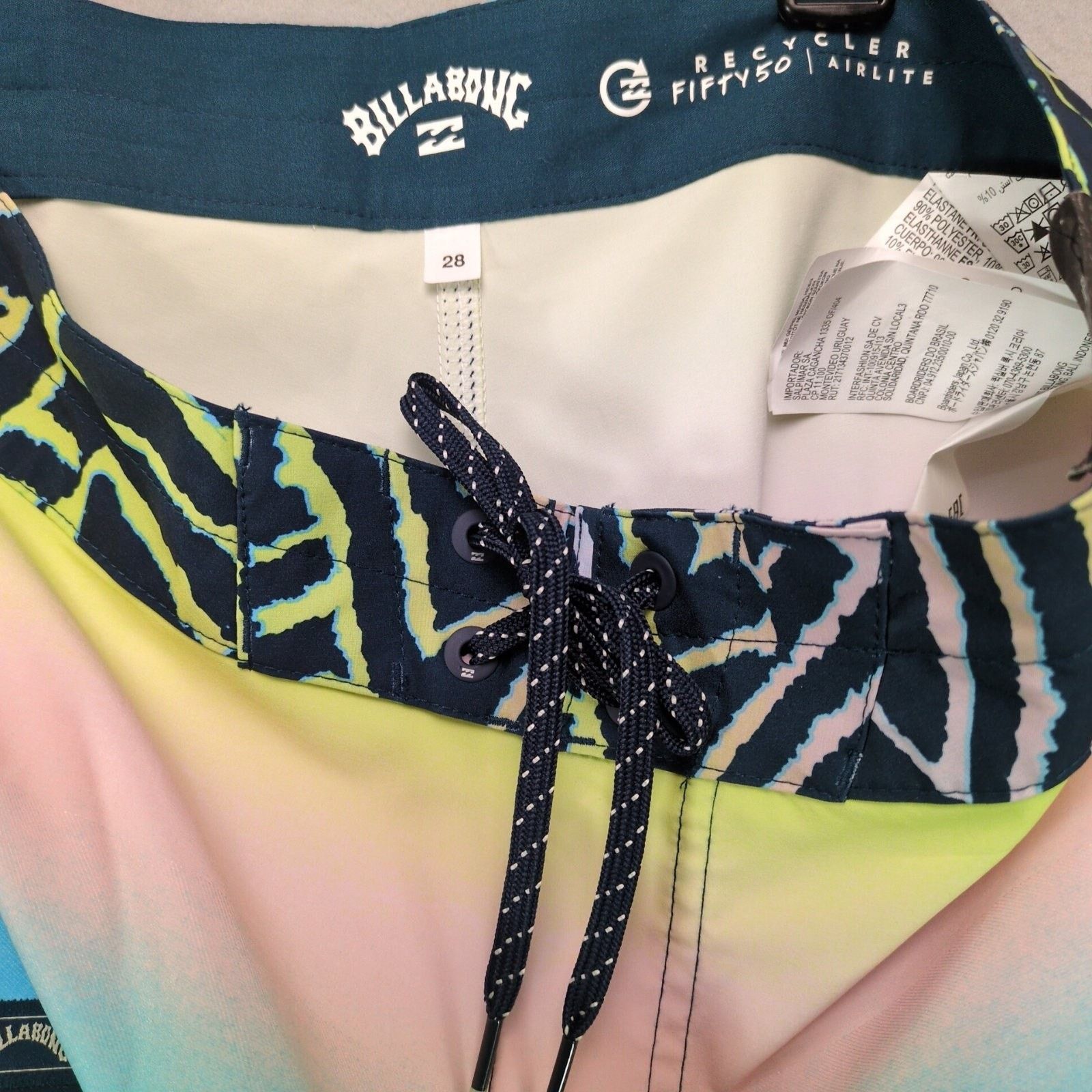 Billabong Billabong Recycler Airlite Total Performance Board Shorts 28 Size US 28 / EU 44 - 3 Thumbnail