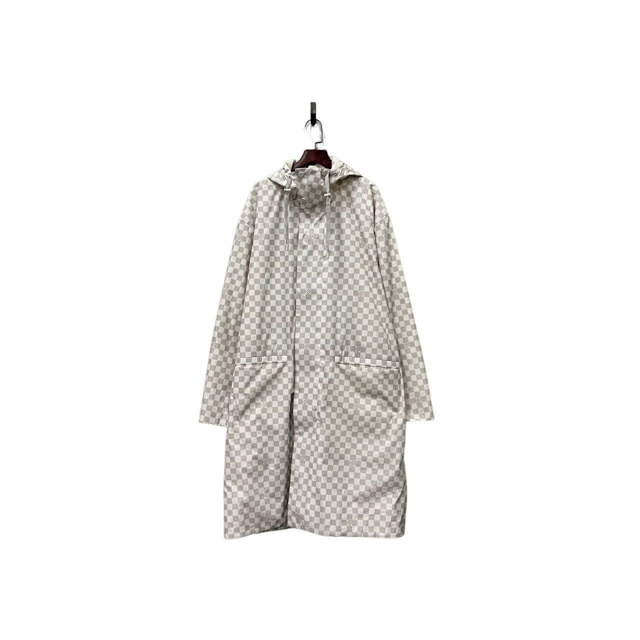 Louis Vuitton Louis Vuitton Damier Logo Parka Size 48 Size US M / EU 48-50 / 2 - 1 Thumbnail