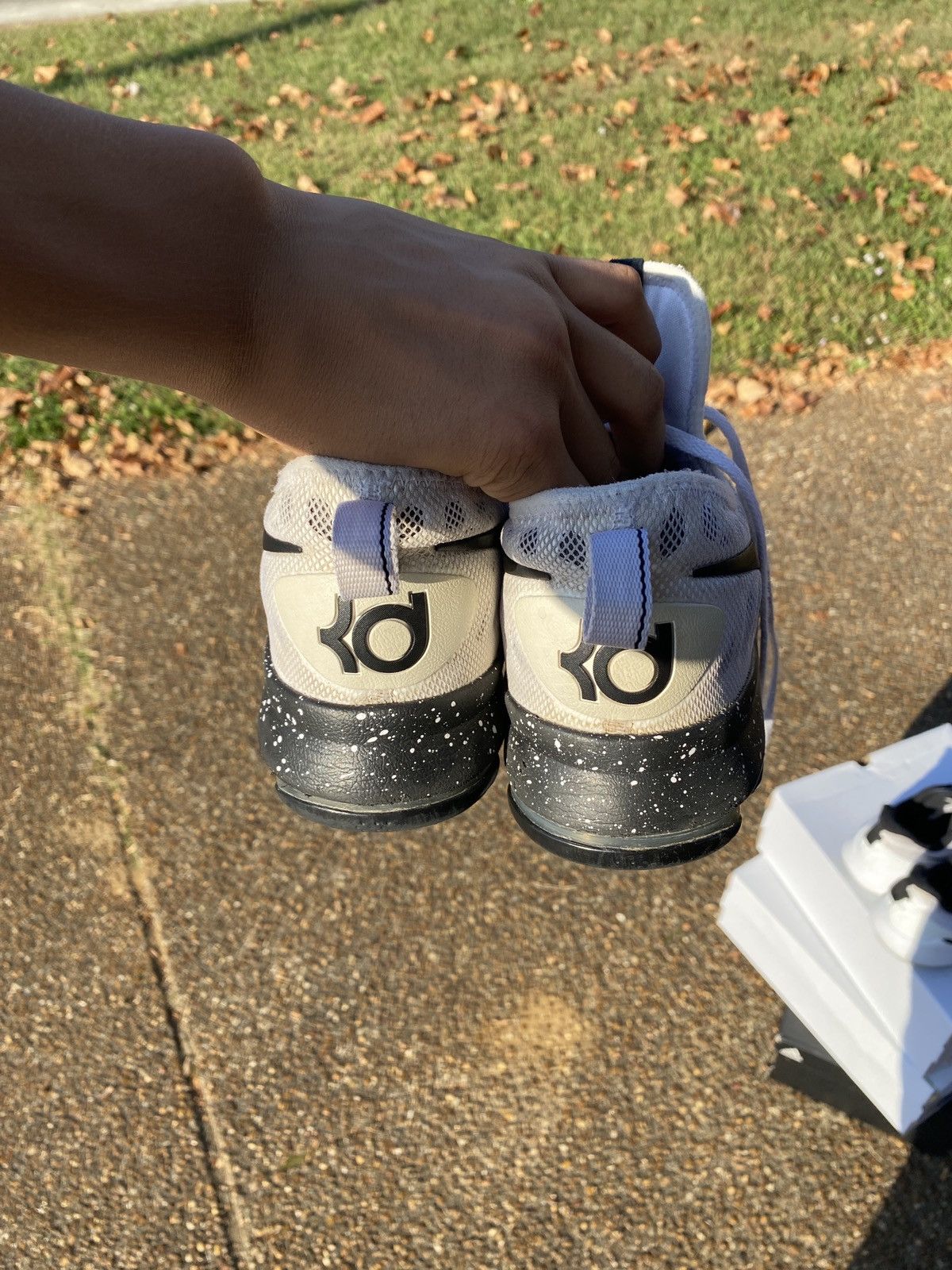 Nike KD 9 ‘Oreo’ Size 8 Size US 8 / EU 41 - 2 Thumbnail