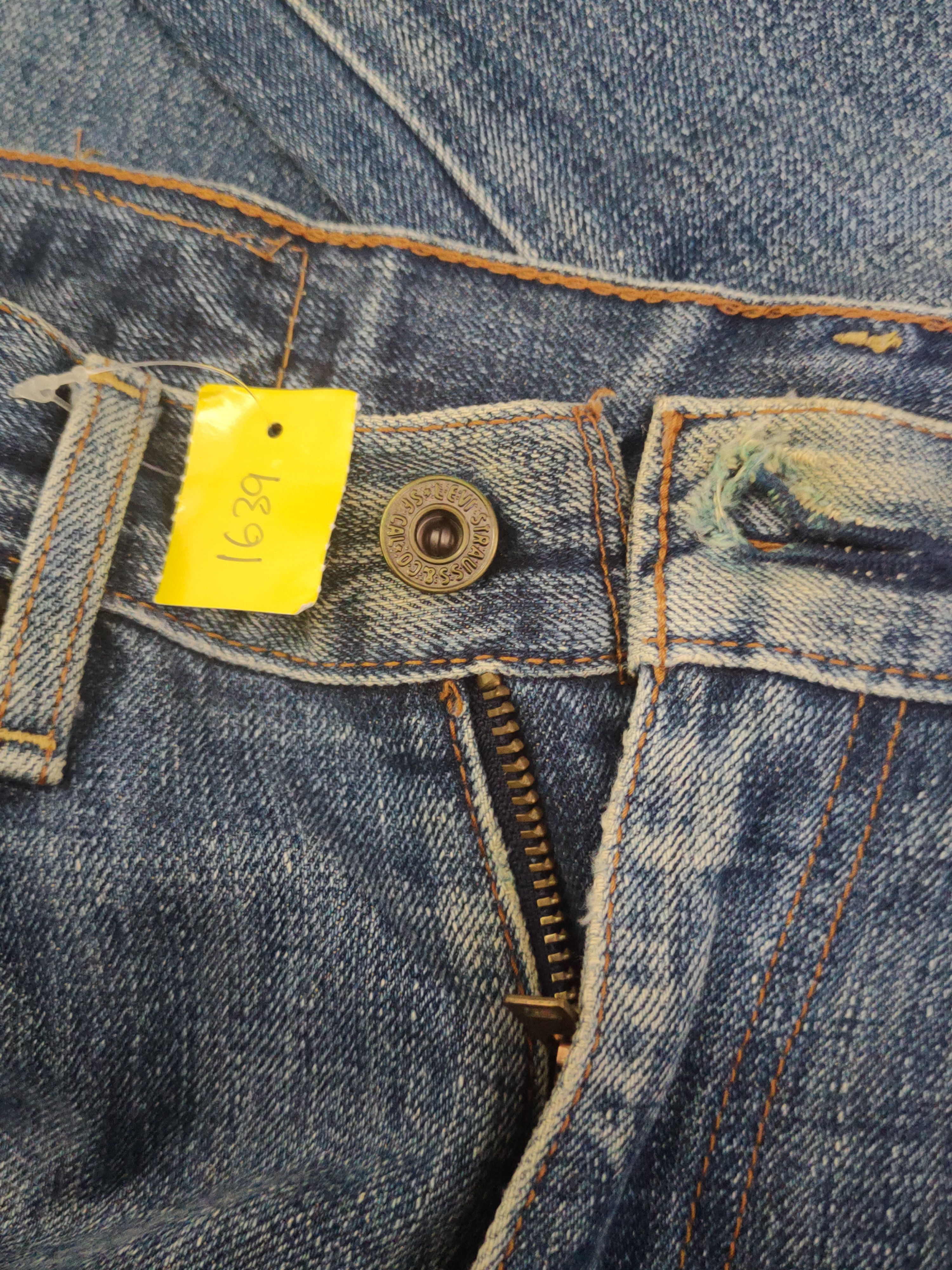 Levi's DL 503 Levi's Blue Distressed Ripped Denim Jeans #1639 Size US 30 / EU 46 - 17 Thumbnail