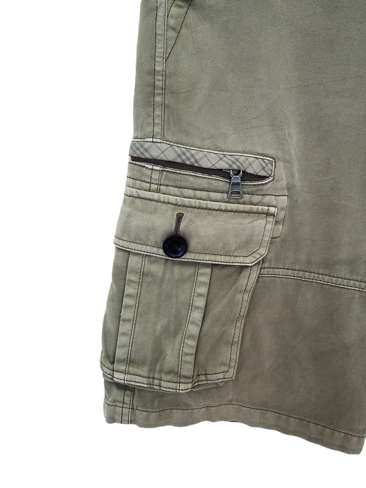 Burberry × Designer × Vintage Vintage Brand Burberry Sun Faded Short Pants 2000s Size US 34 / EU 50 - 3 Thumbnail
