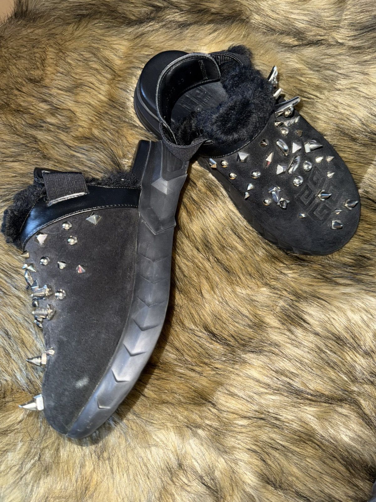 Givenchy Givenchy Spiked Marshmallow Clogs Size US 7 / EU 40 - 2 Thumbnail