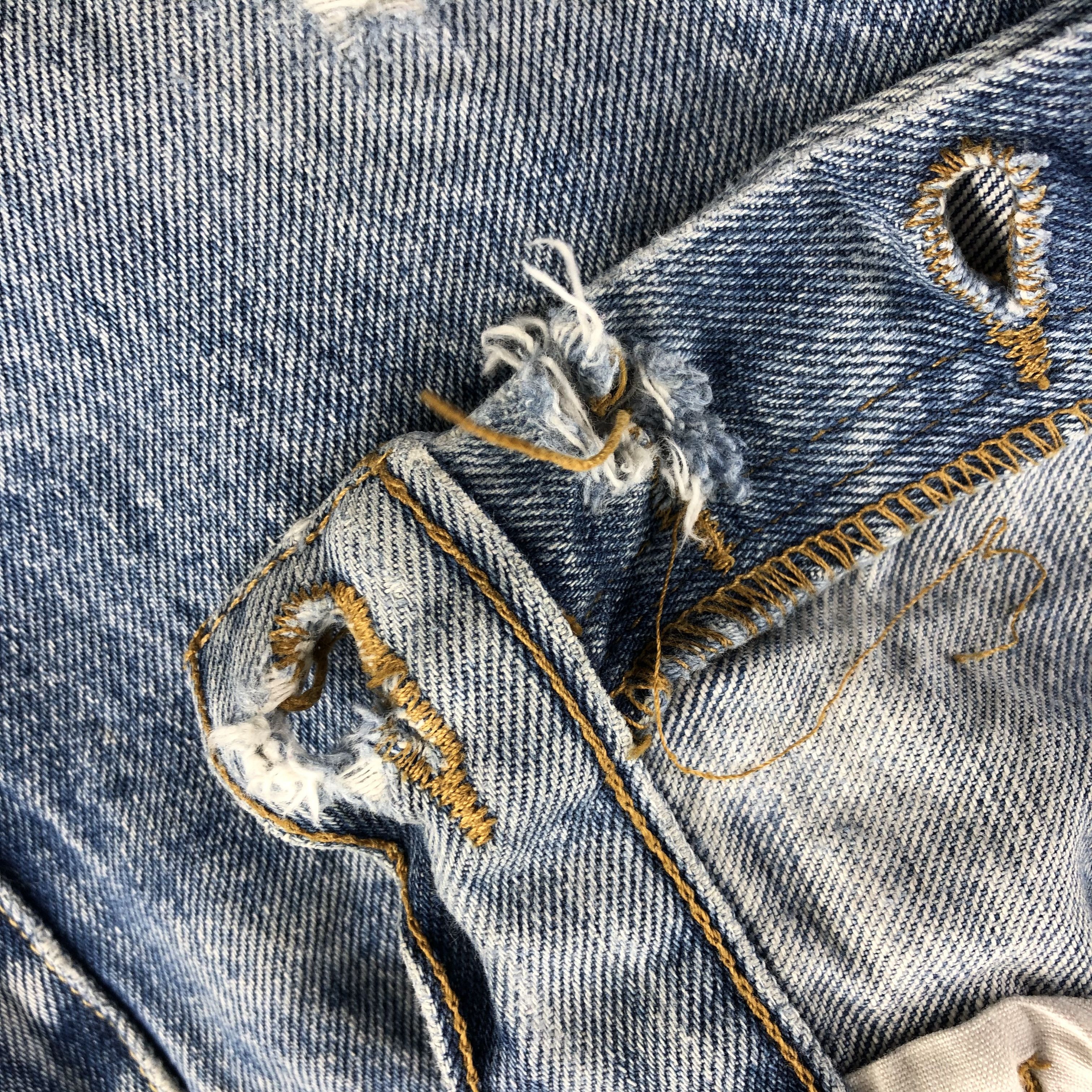Levi's Vintage Blue Wash Levis 501 Jeans-J2594 Size US 39 - 10 Thumbnail