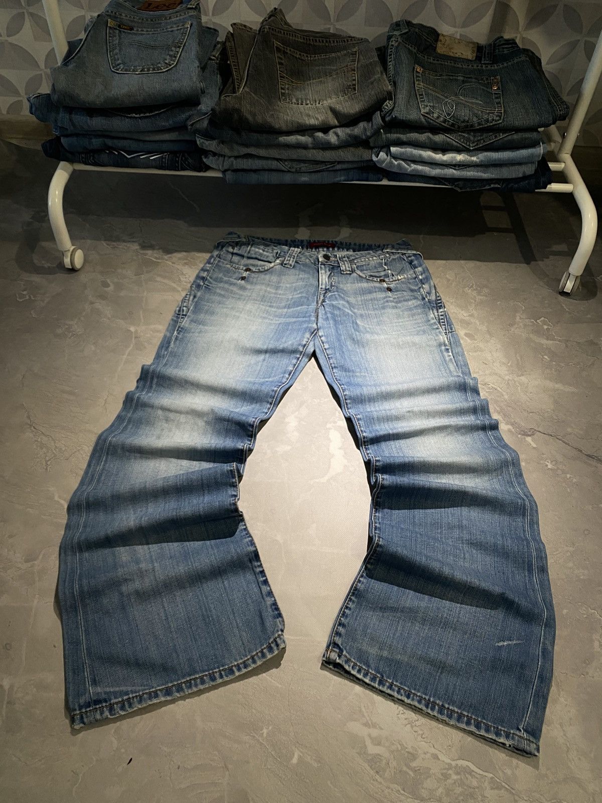 Japanese Brand Washed Archive Flared Jean Distressed Fade Grunge Core Size US 30 / EU 46 - 1 Thumbnail