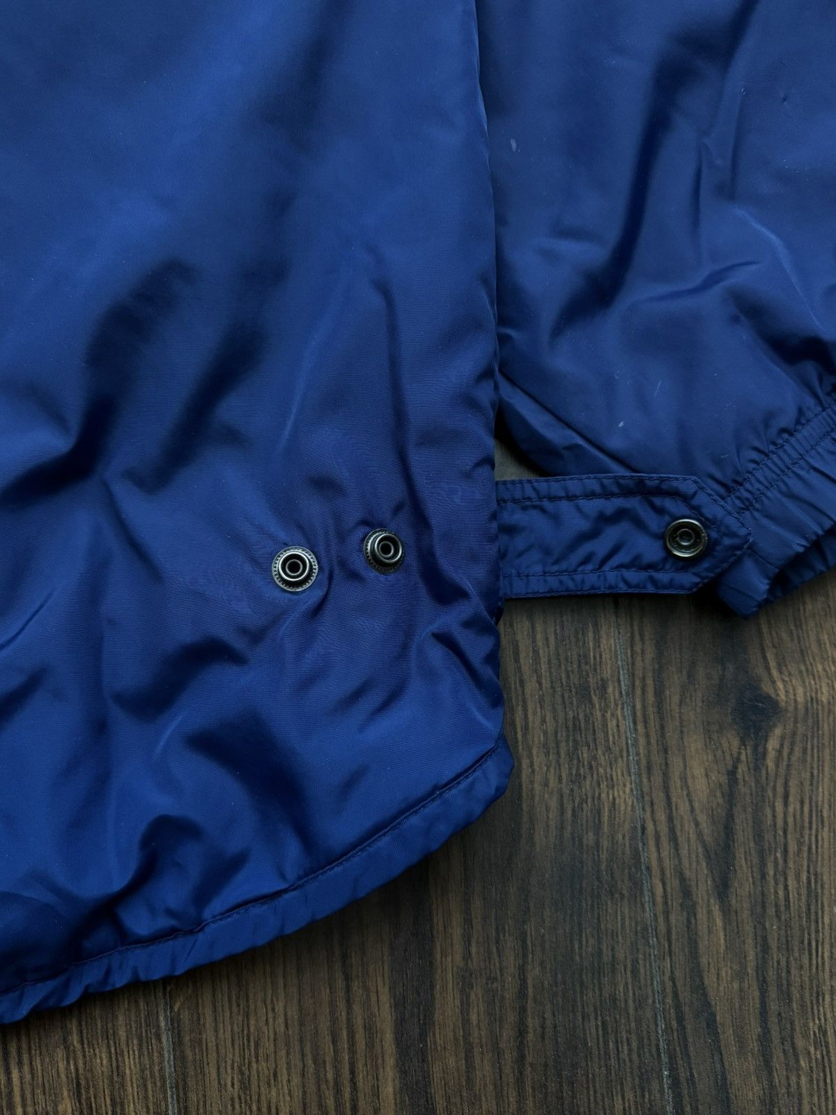 Nike Vintage Nike jacket coach big logo size L Size US L / EU 52-54 / 3 - 10 Thumbnail