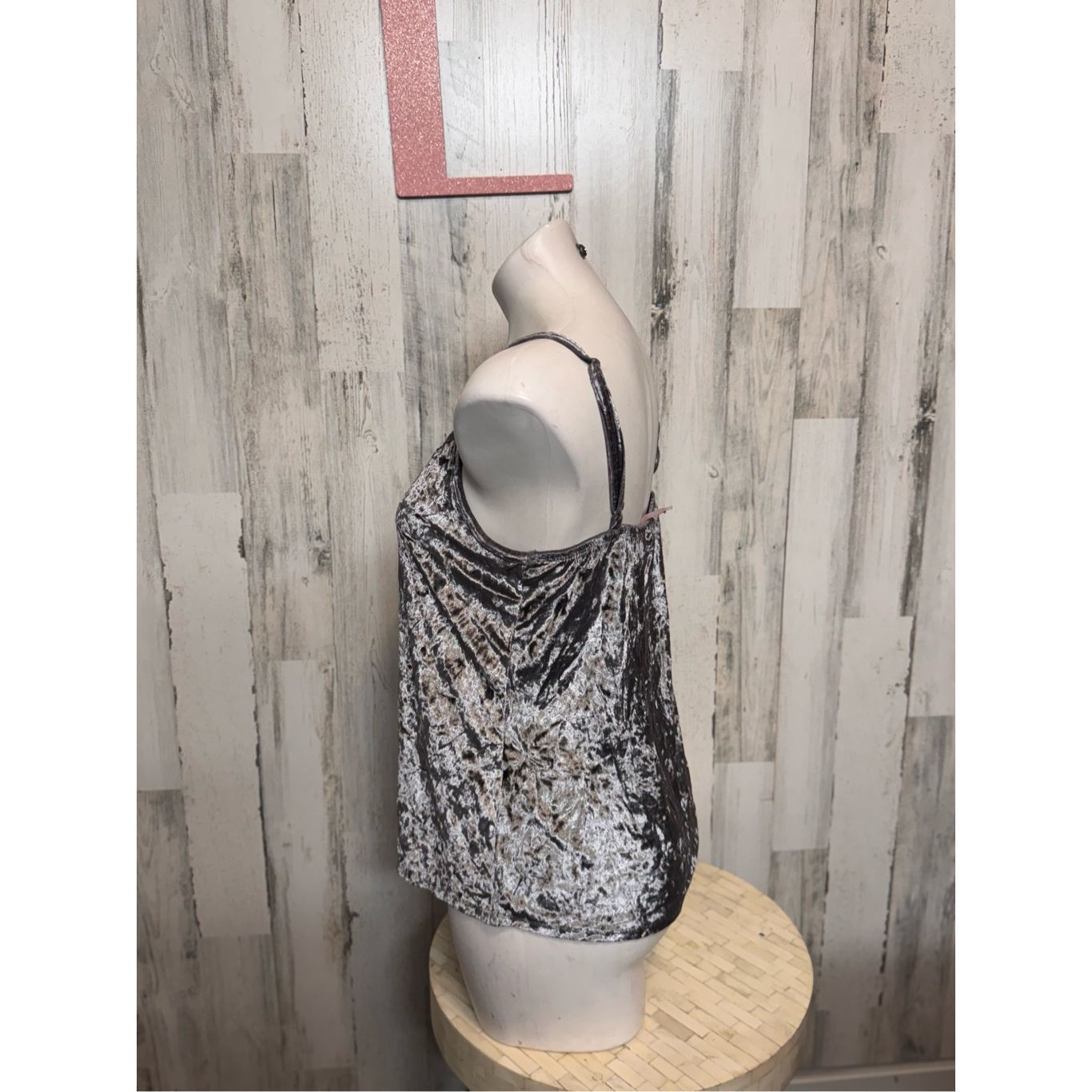 Other No Boundaries Silver Crushed Velvet Lace Trim Cami Tank Top Size L / US 10 / IT 46 - 4 Thumbnail