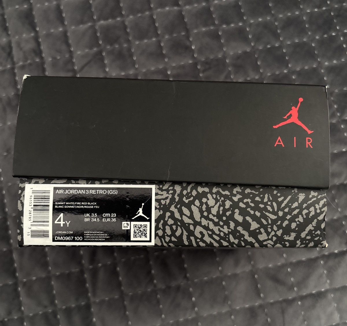 Jordan Brand AIR JORDAN 3 RETRO “White Cement” 2023 Size US 5.5 / IT 35.5 - 6 Thumbnail