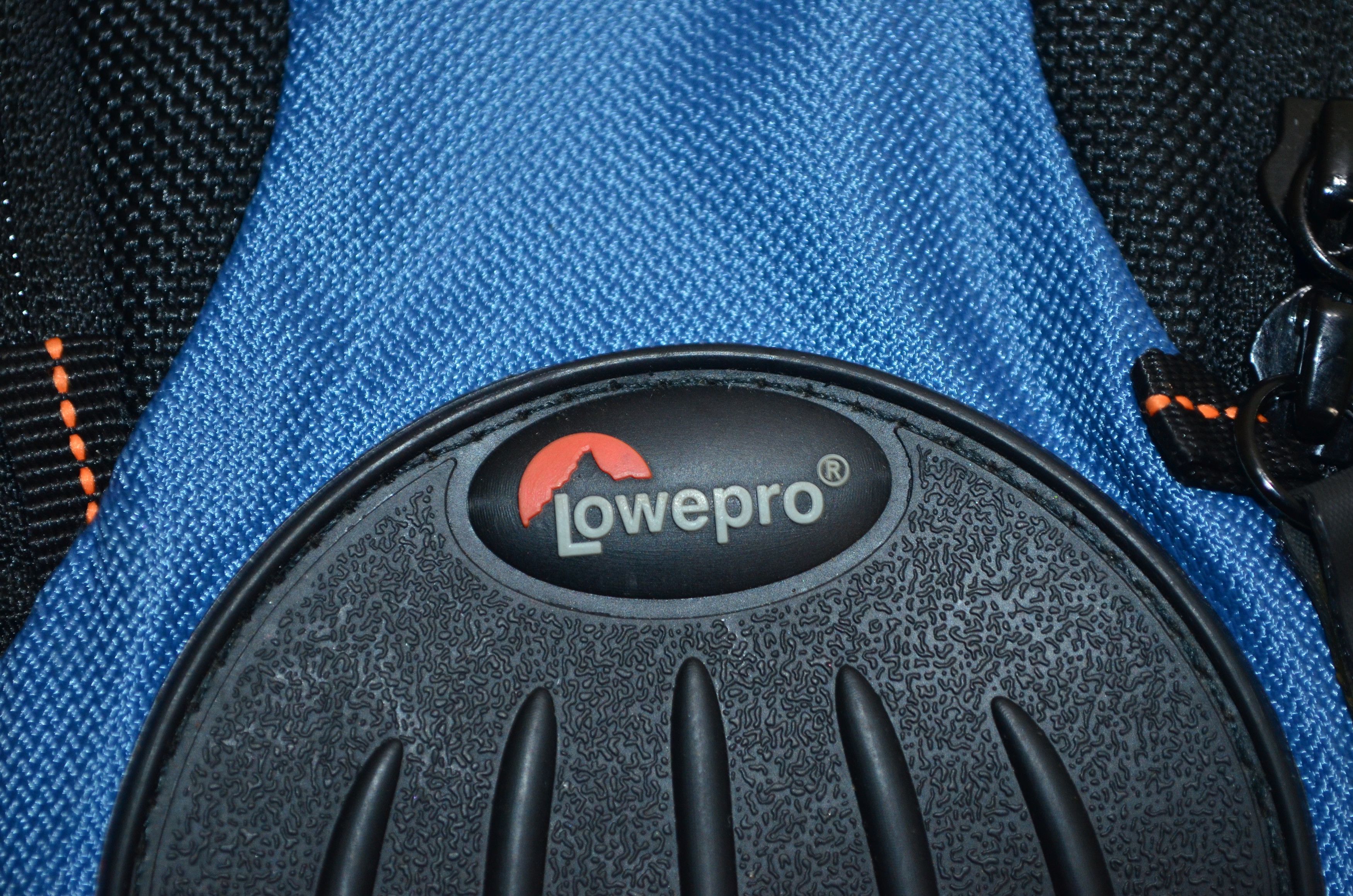 Lowepro Lowepro Apex 100 AW Camera Bag Size ONE SIZE - 3 Thumbnail