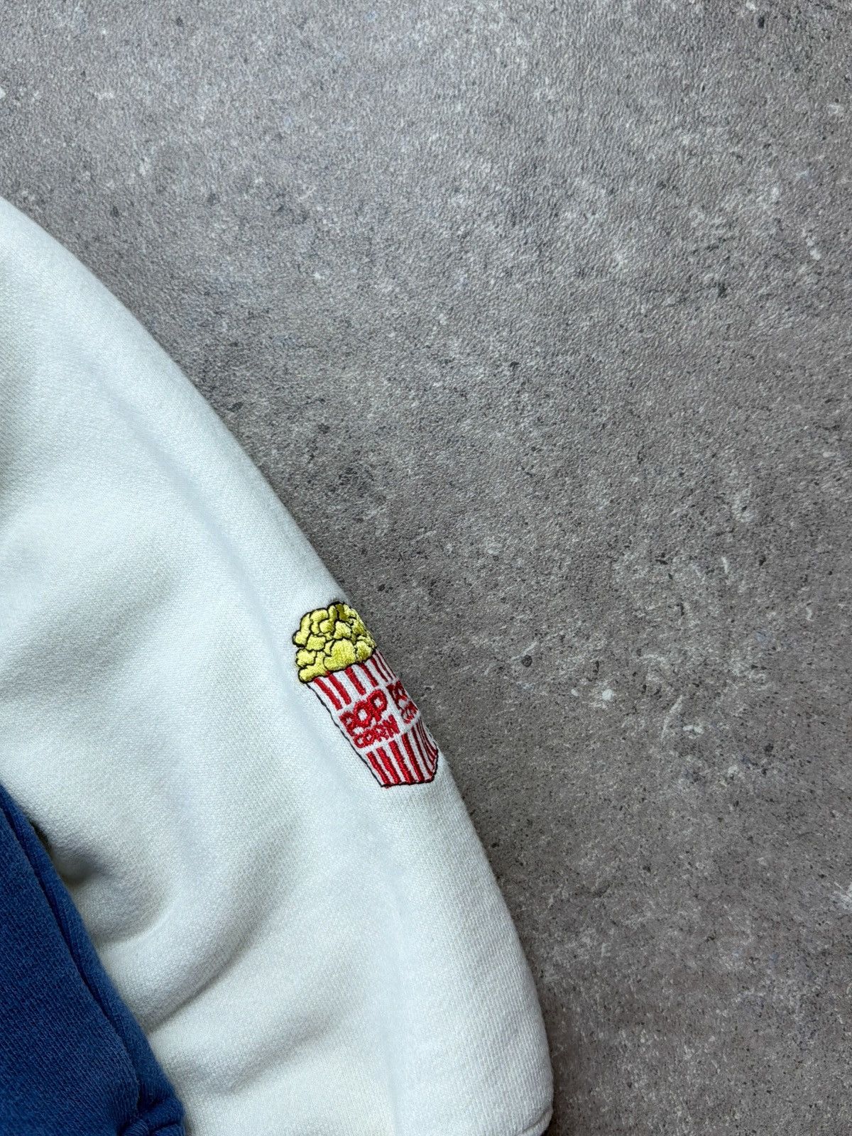 Vintage Vintage Hoodie Childish Size US S / EU 44-46 / 1 - 5 Thumbnail