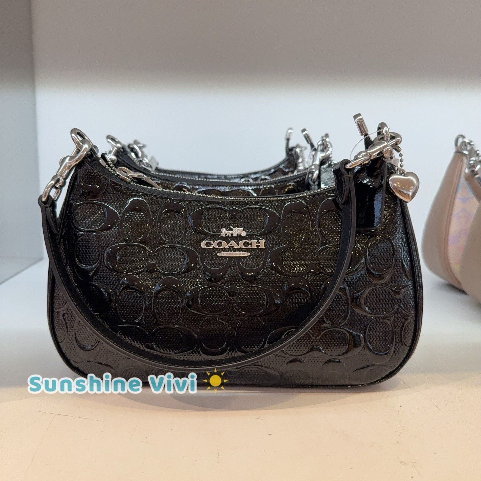 NWT Coach CDA98 Teri Shoulder Bag Leather Heart Charm Black