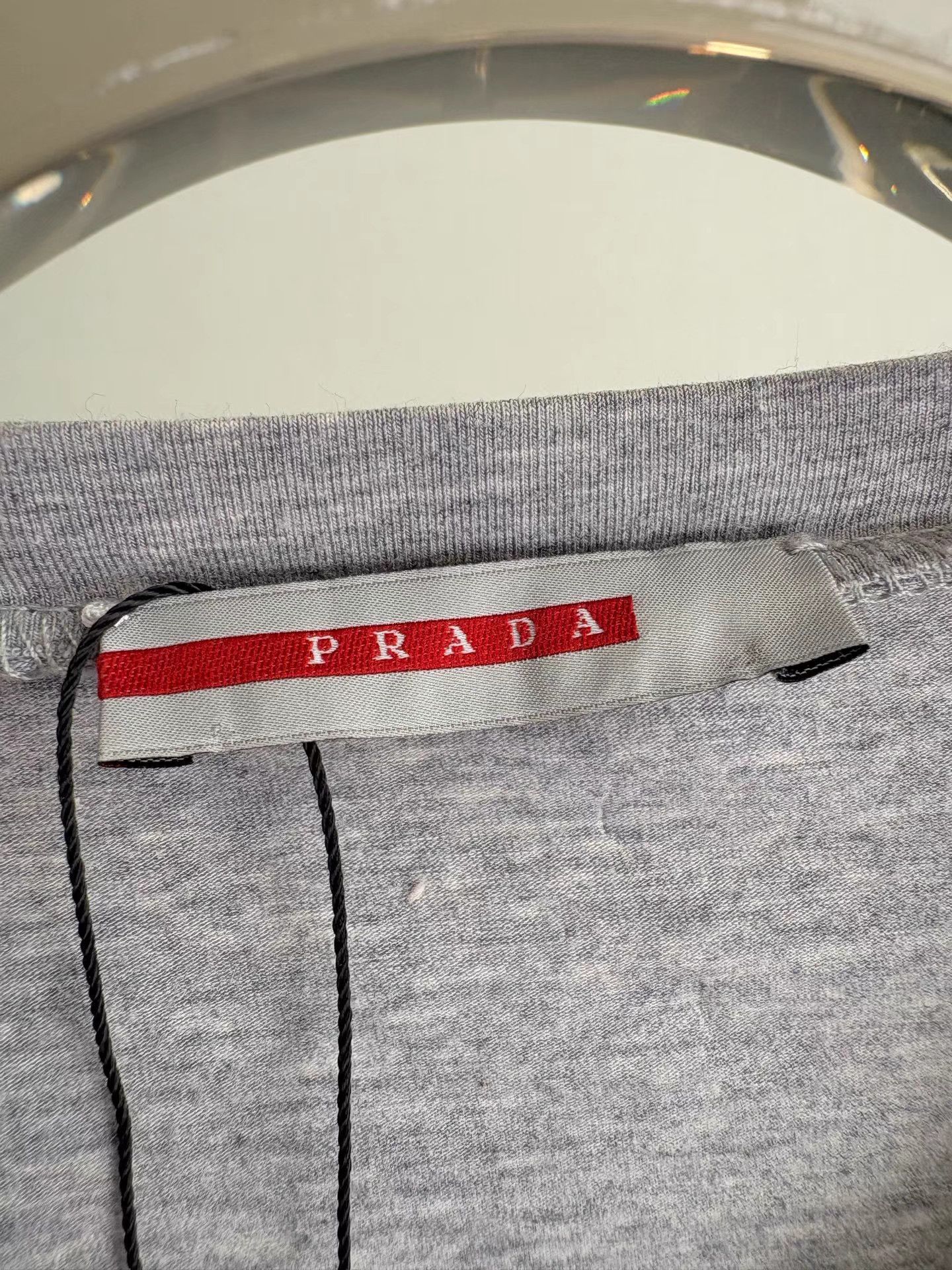 Prada PRADA Color-block Long Sleeve T-shirt K1 Size US XL / EU 56 / 4 - 4 Thumbnail