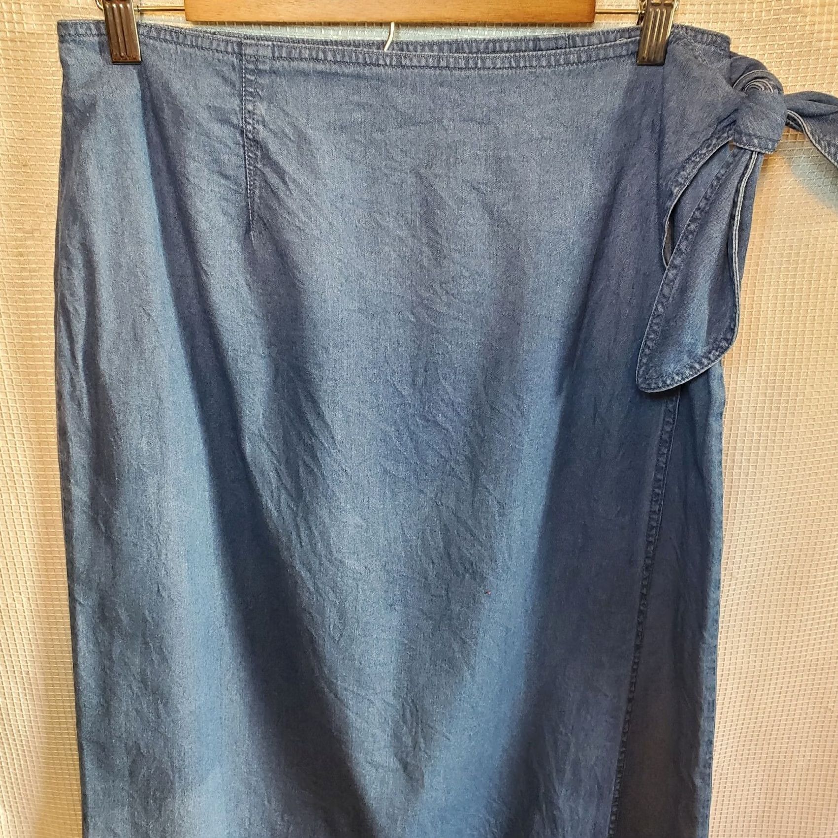 Denime VINTAGE Marsh Landing Denim Wrap Maxi Skirt 12 Blue Tie Side Cowgirl Popular All Seasons Summer Spring Fall Womens Size 34" / US 12 / IT 48 - 4 Thumbnail