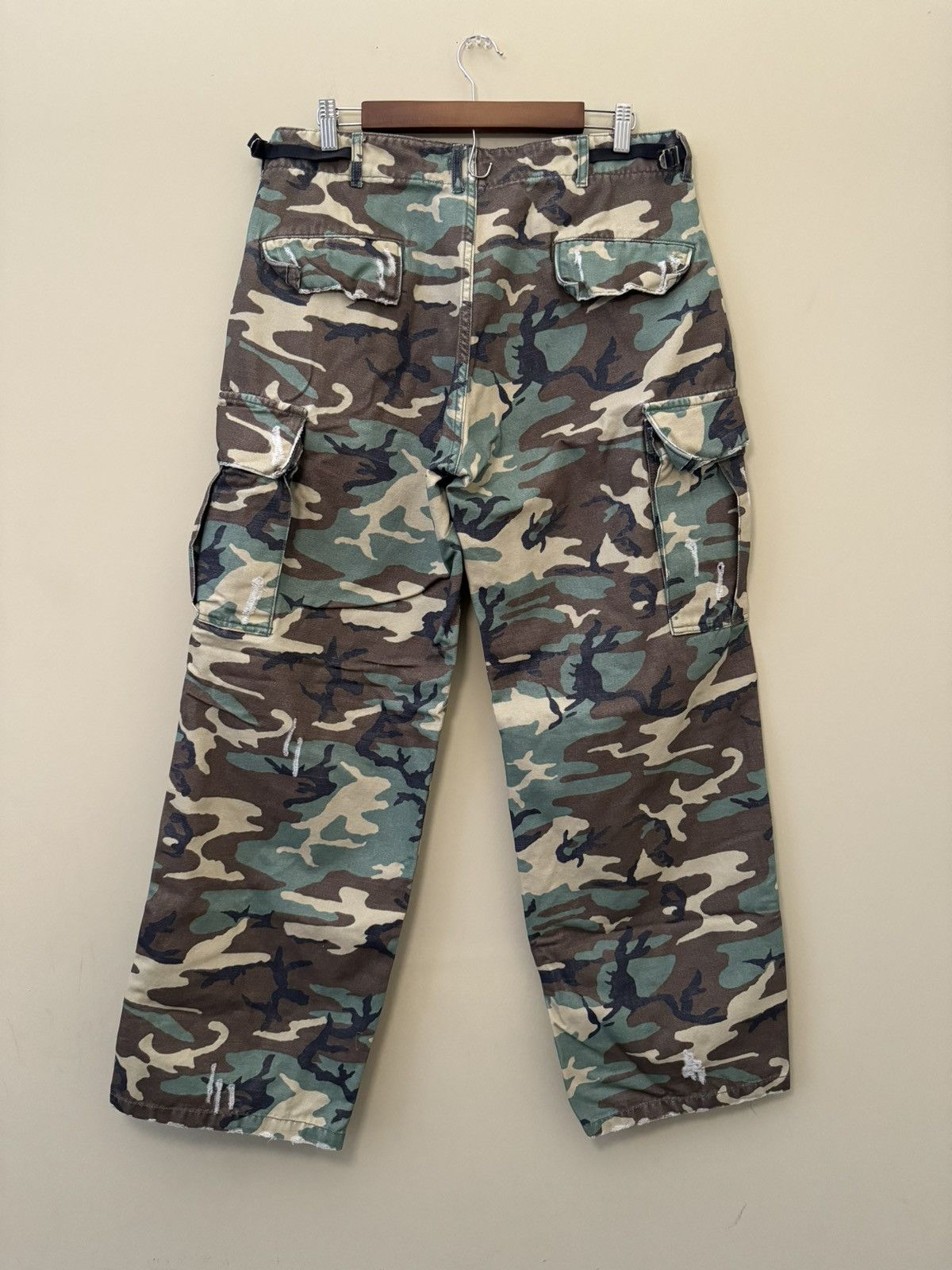 ERL - Unisex Printed Cargo Pants | HBX - Globally Curated