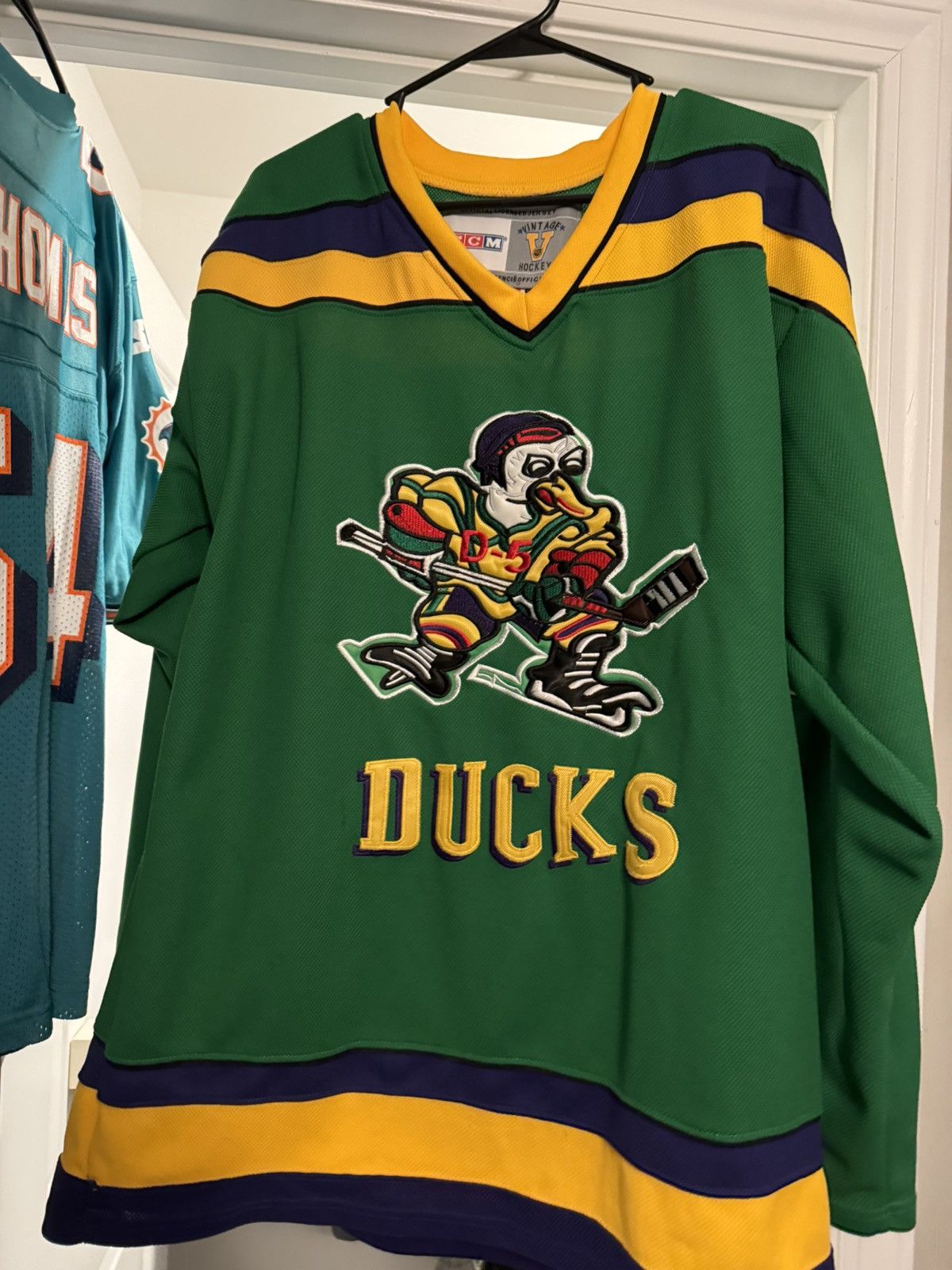 Vintage Mighty Ducks ‘Banks’ jersey Size US L / EU 52-54 / 3 - 1 Thumbnail