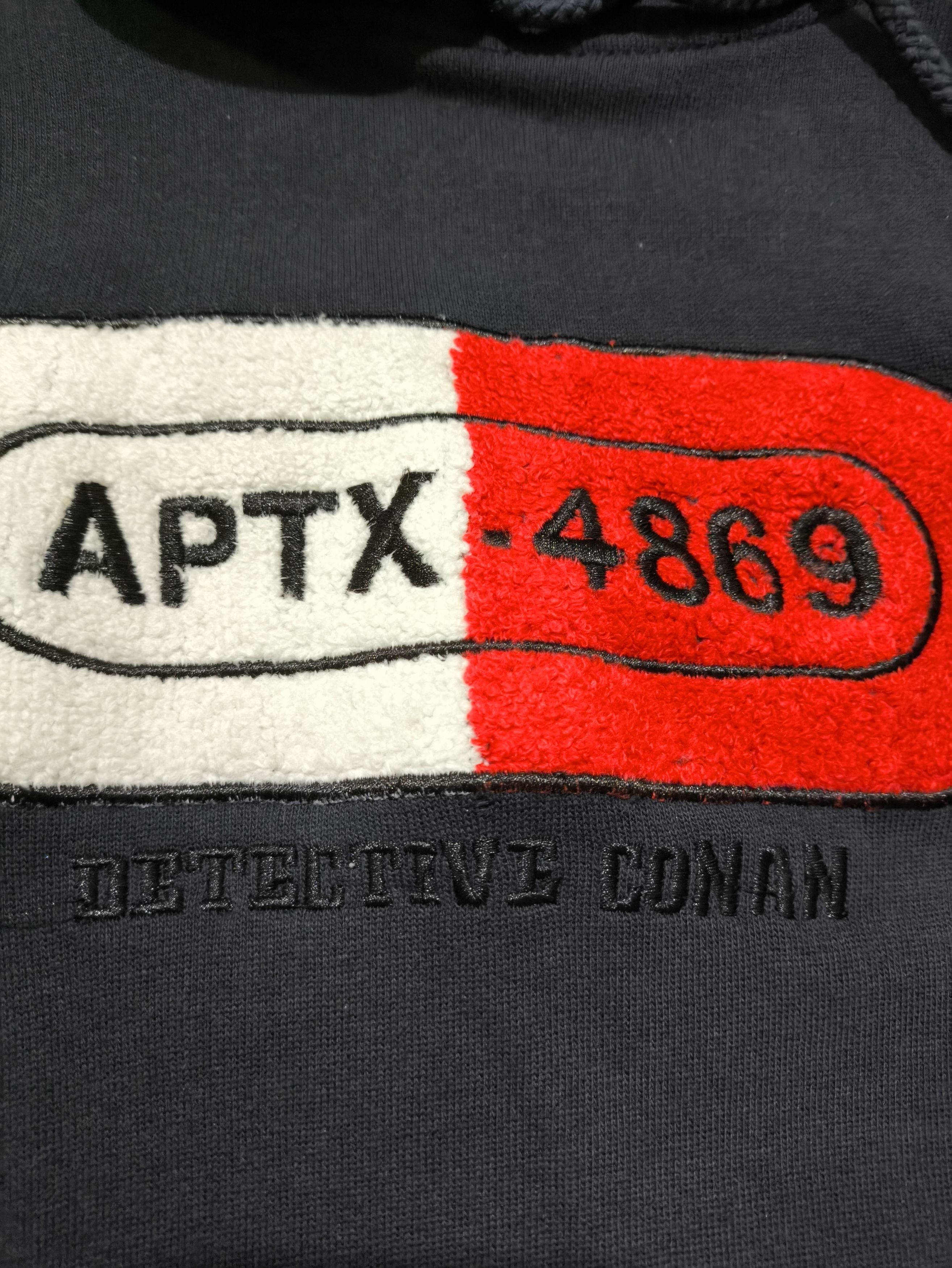 Anime Detective Conan Vintage Hoodie APTX 4869 Pill Size M / US 6-8 / IT 42-44 - 3 Thumbnail
