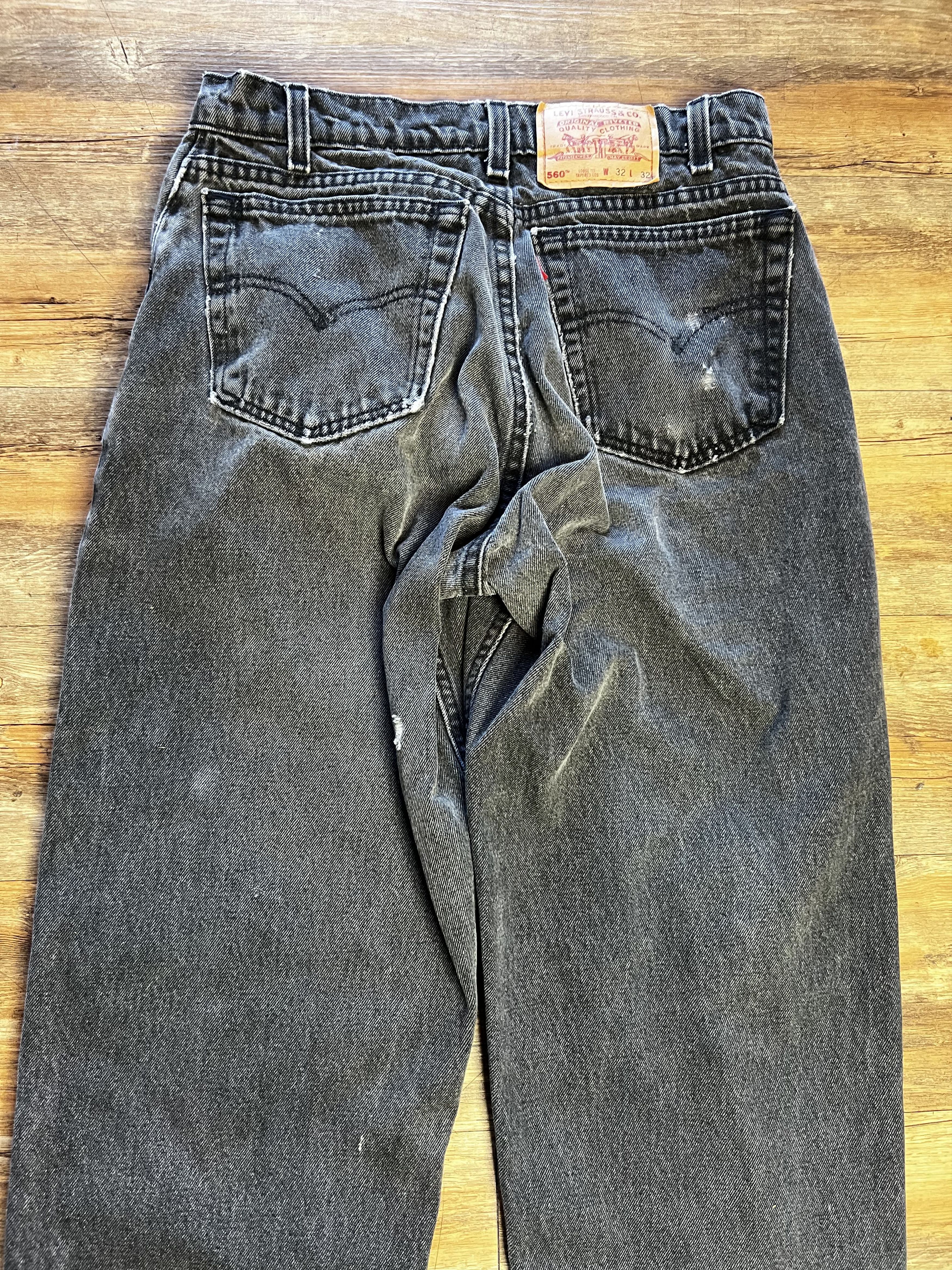 Levi's Vintage 560 Black Levi's Loose Fit Tapered Leg Denim Jeans Size US 30 / EU 46 - 9 Thumbnail