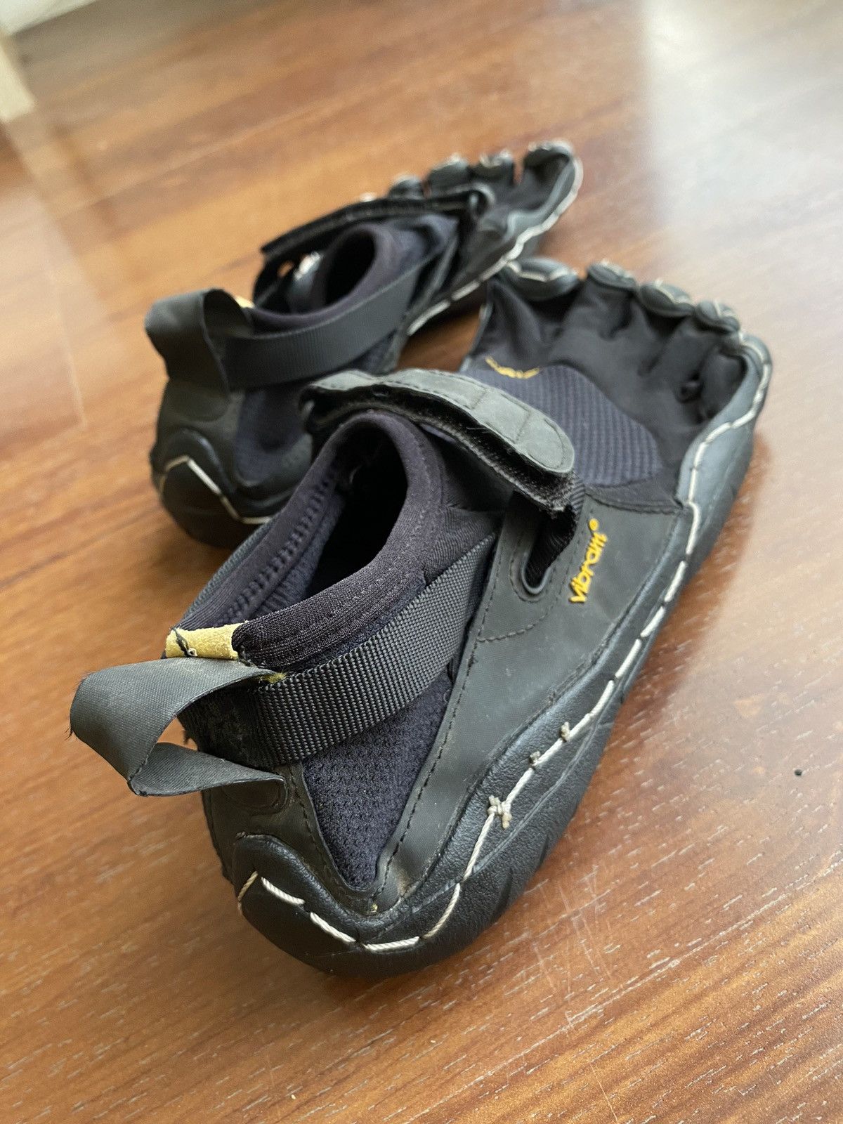 Vibram Vibram Five Fingers shoes Size US 8 / IT 38 - 9 Thumbnail
