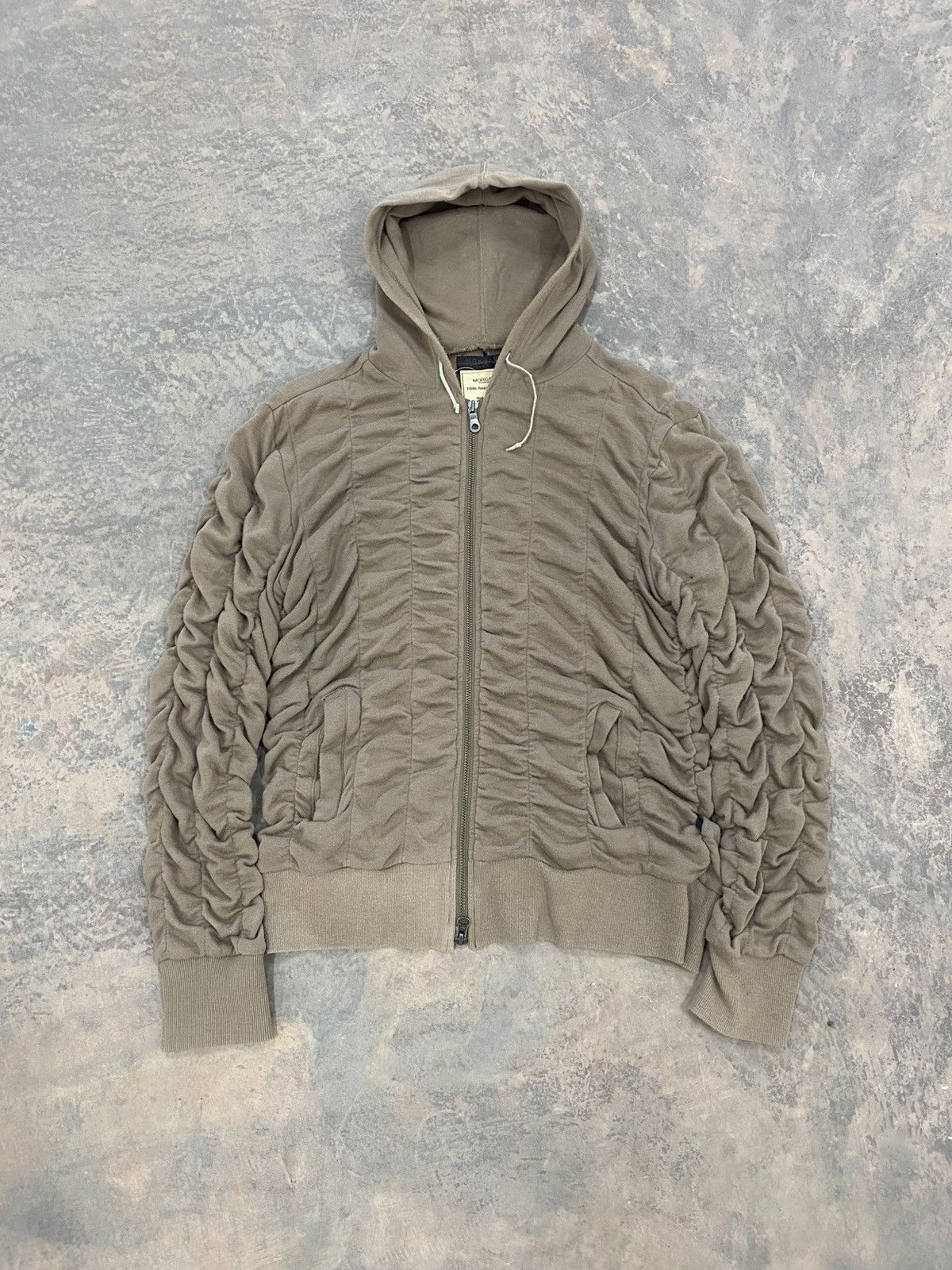 Le Grande Bleu (L.G.B.) Morgan Homme Unique Ribbon Hoodie Punk Grunge Lgb Pleats Size US S / EU 44-46 / 1 - 1 Thumbnail